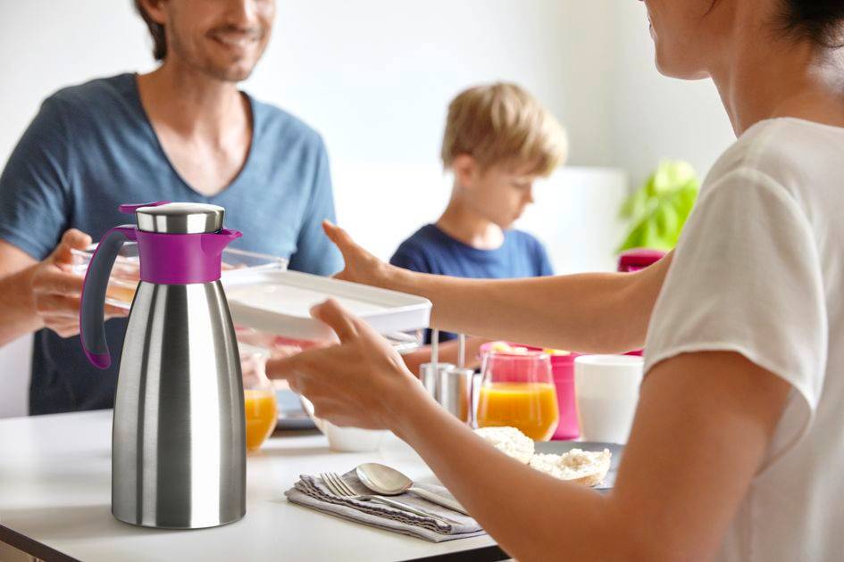 SOFT GRIP carafe isotherme 1L framboise