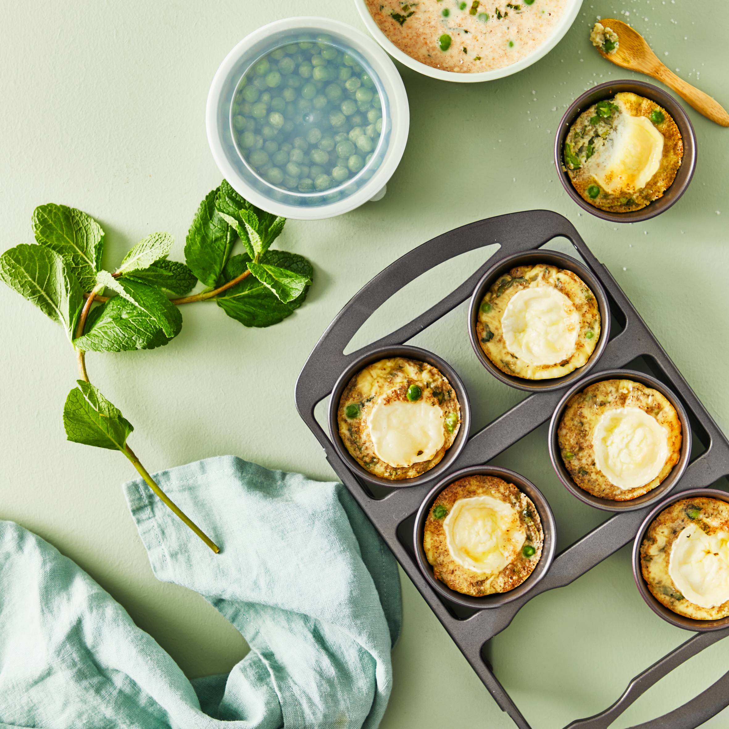 Support Cake Factory pour moules Creabake XA632000 