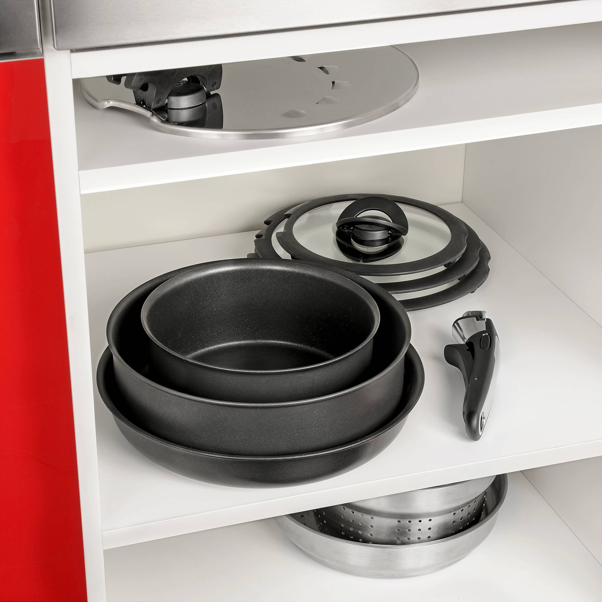 INGENIO PERFORMANCE Noir Batterie cuisine 10 pièces : casseroles 16/20cm, poêles 22/26 cm, wok 26 cm, sauteuse 24 cm, couvercles hermétiques 16/20/24cm, poignée amovible