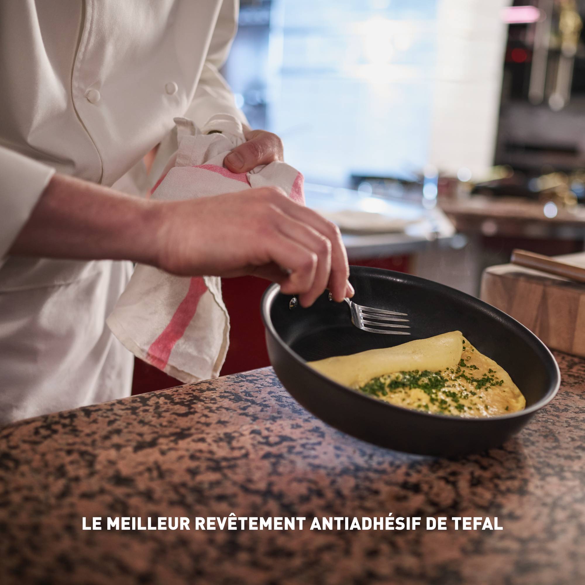 Tefal x Bocuse, Sauteuse antiadhésive 26 cm avec couvercle