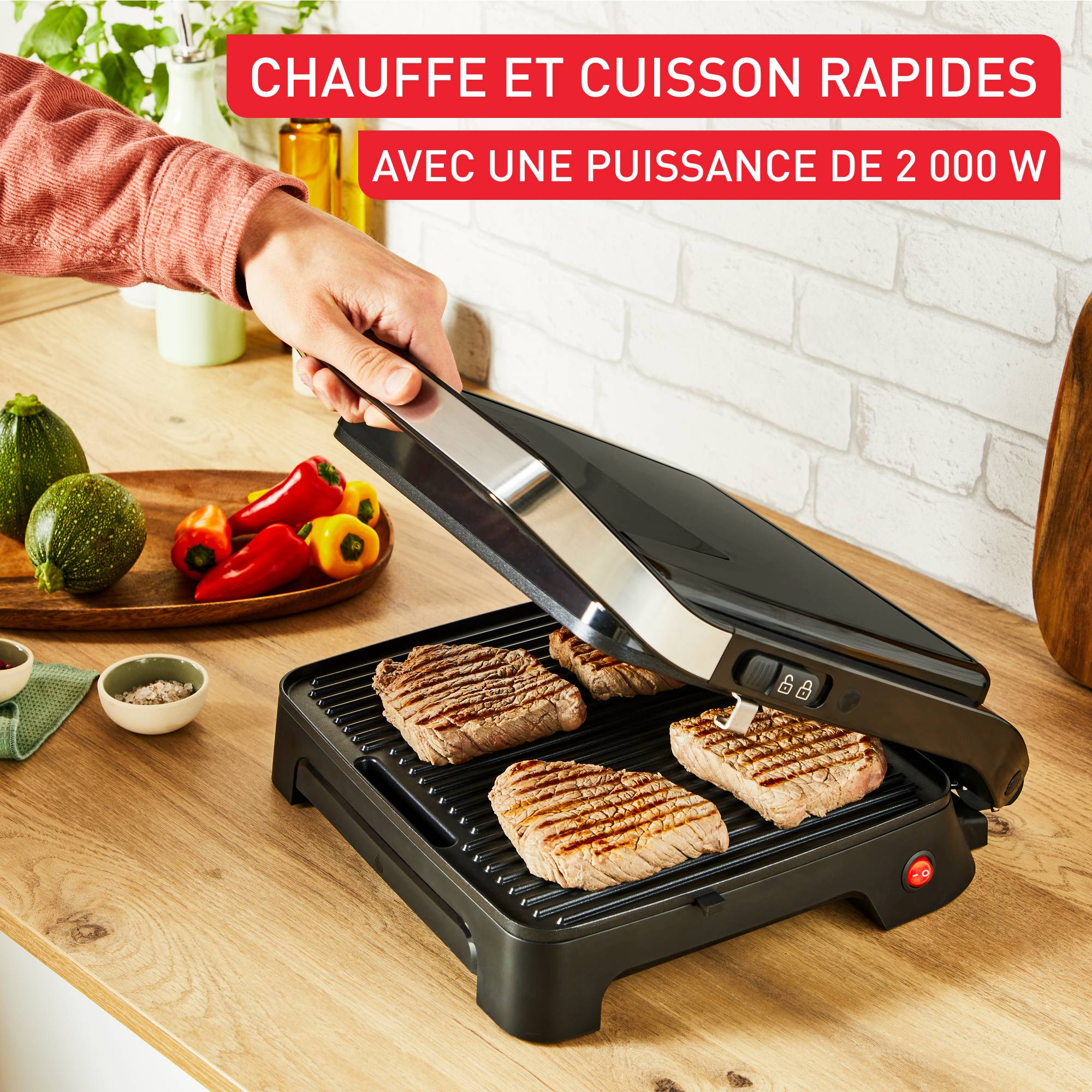 Machine à panini et gril Inicio, Chauffe rapide : 2 000 W, Plaques de cuisson antiadhésives