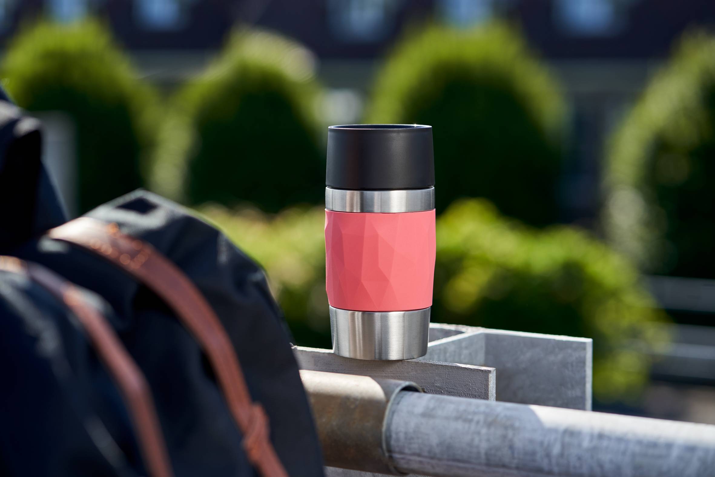 TRAVEL MUG COMPACT Mug isotherme rose 0,3 L