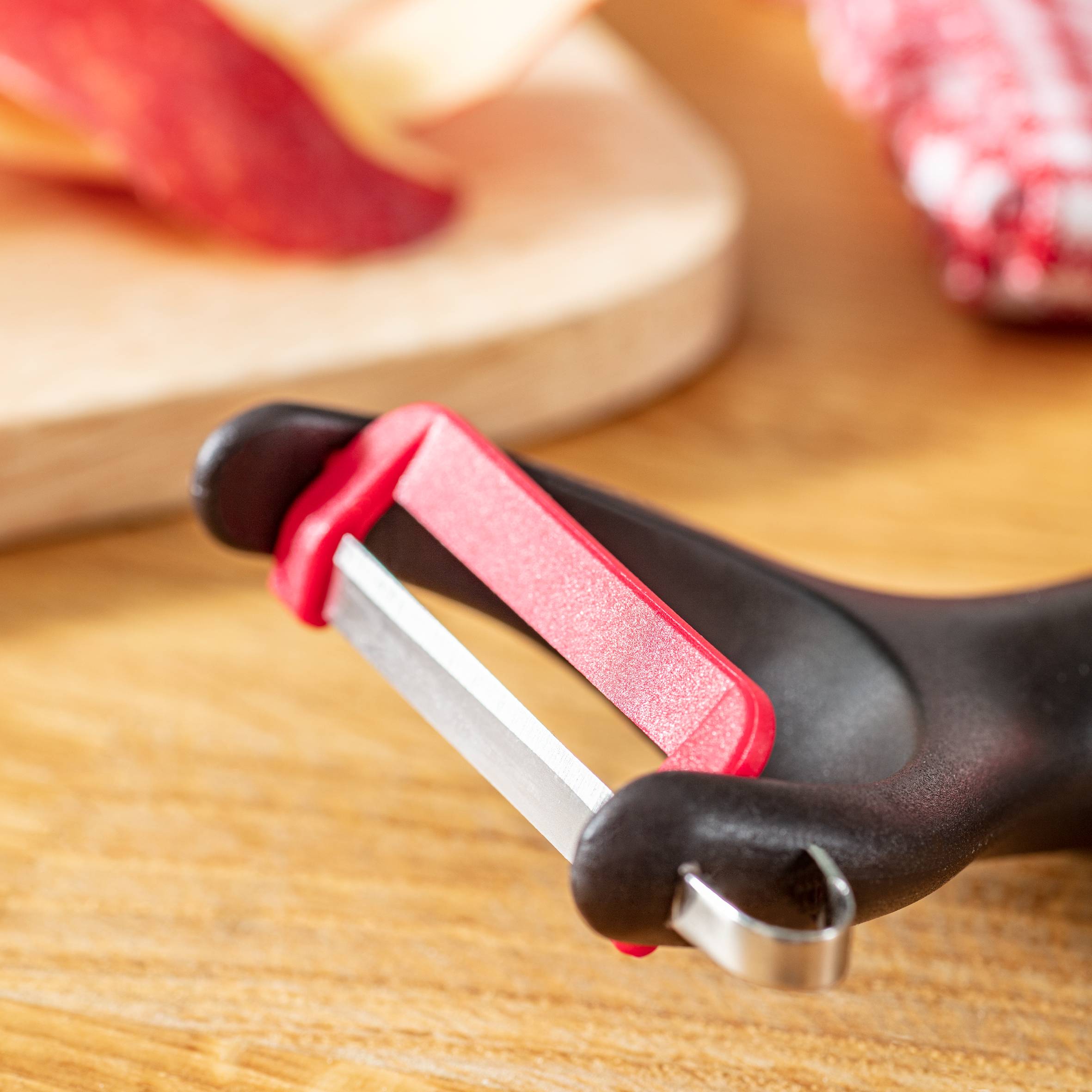 Ingenio eplucheur à légumes