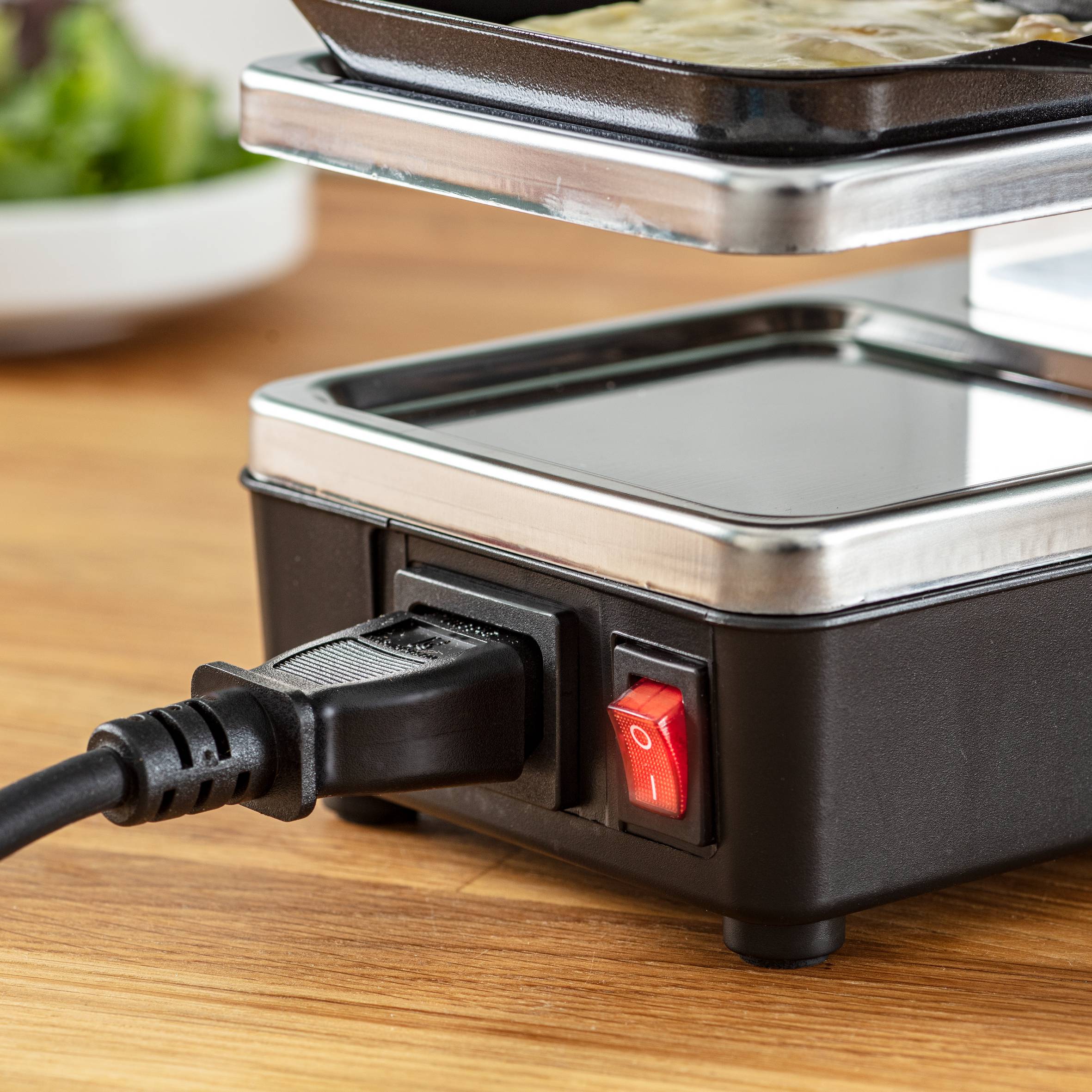 Plug & Share, Appareil à raclette et gril, Modulable, Prises intégrées pour rajout d'appareils