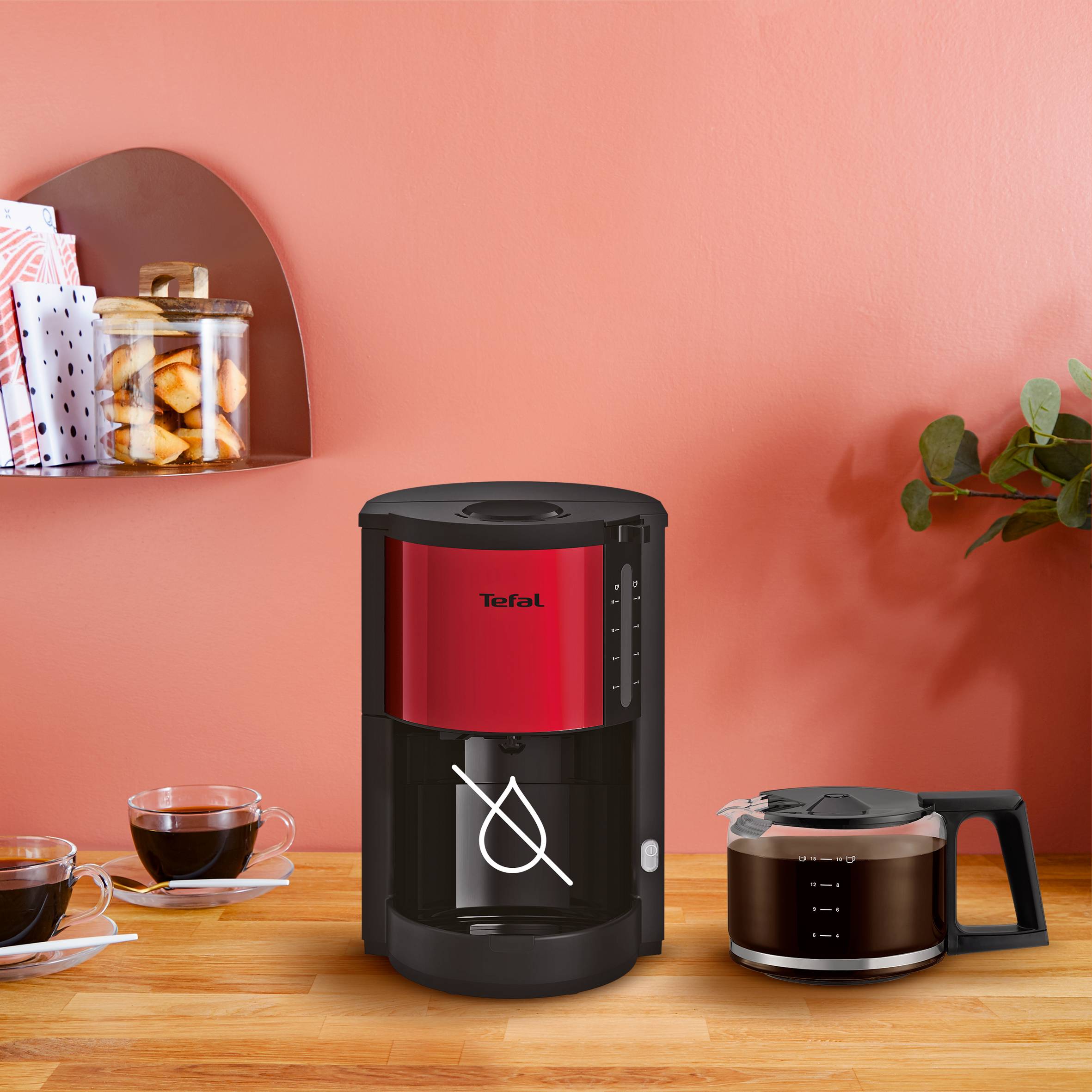 Cafetiere filtre rouge inox / noir 15t