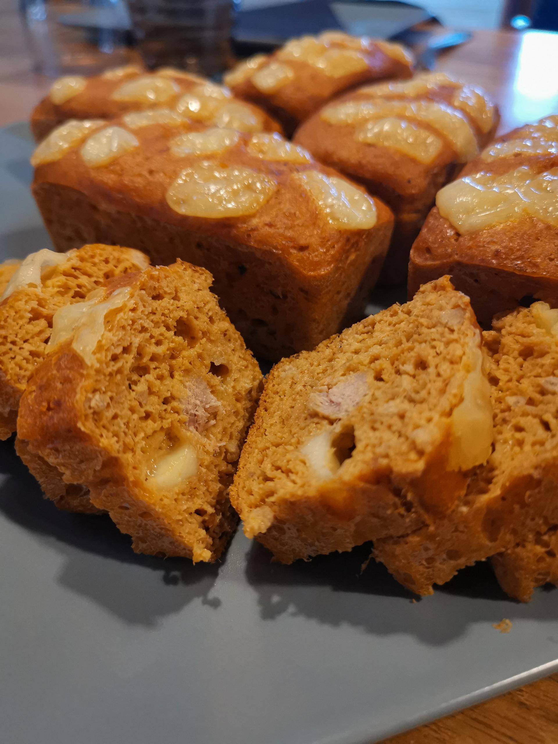 Cake au thon à la tomate et emmental - Recette Cake Factory | Tefal