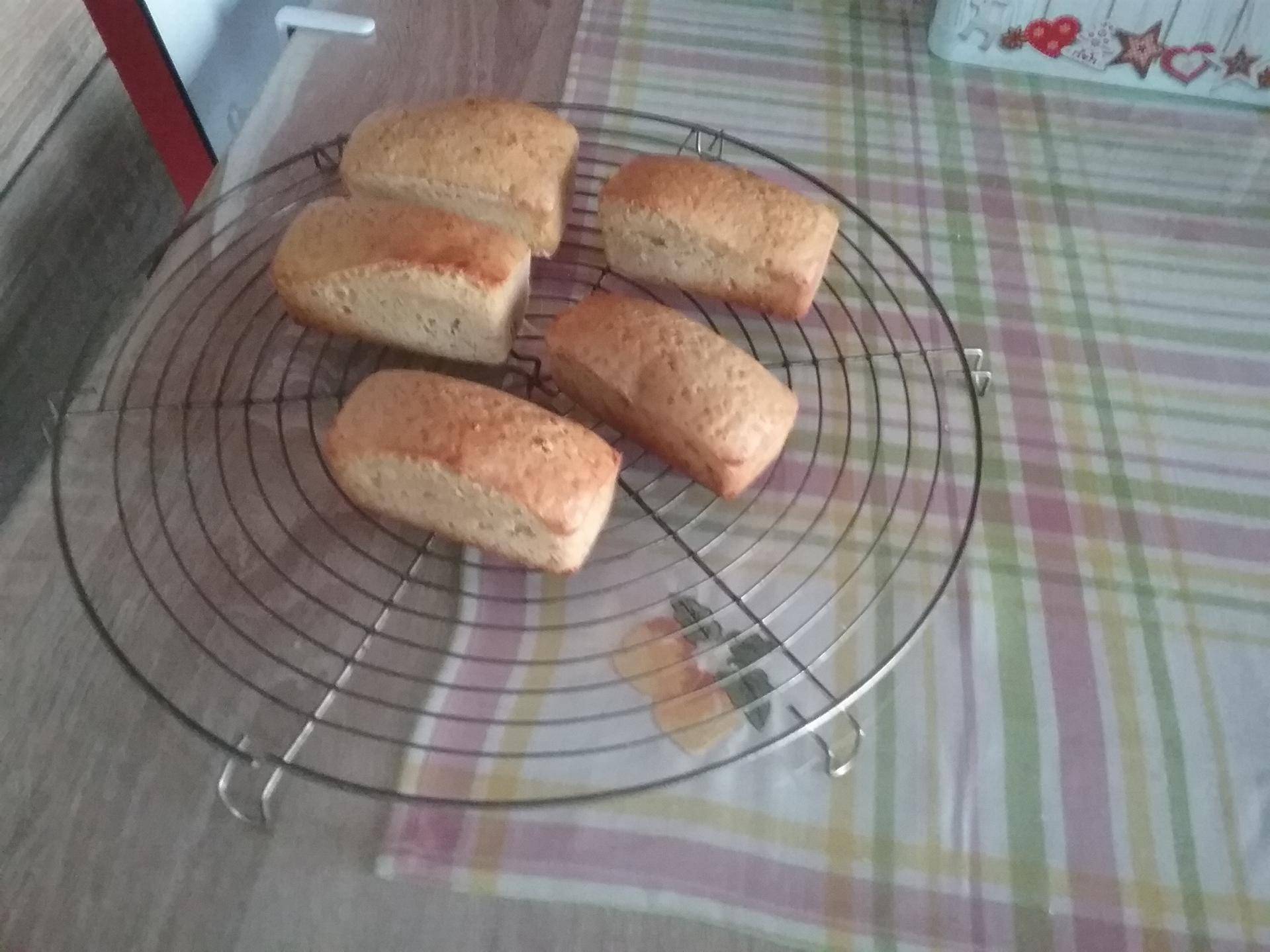Financier aux raisins et au rhum - Recette Cake Factory | Tefal