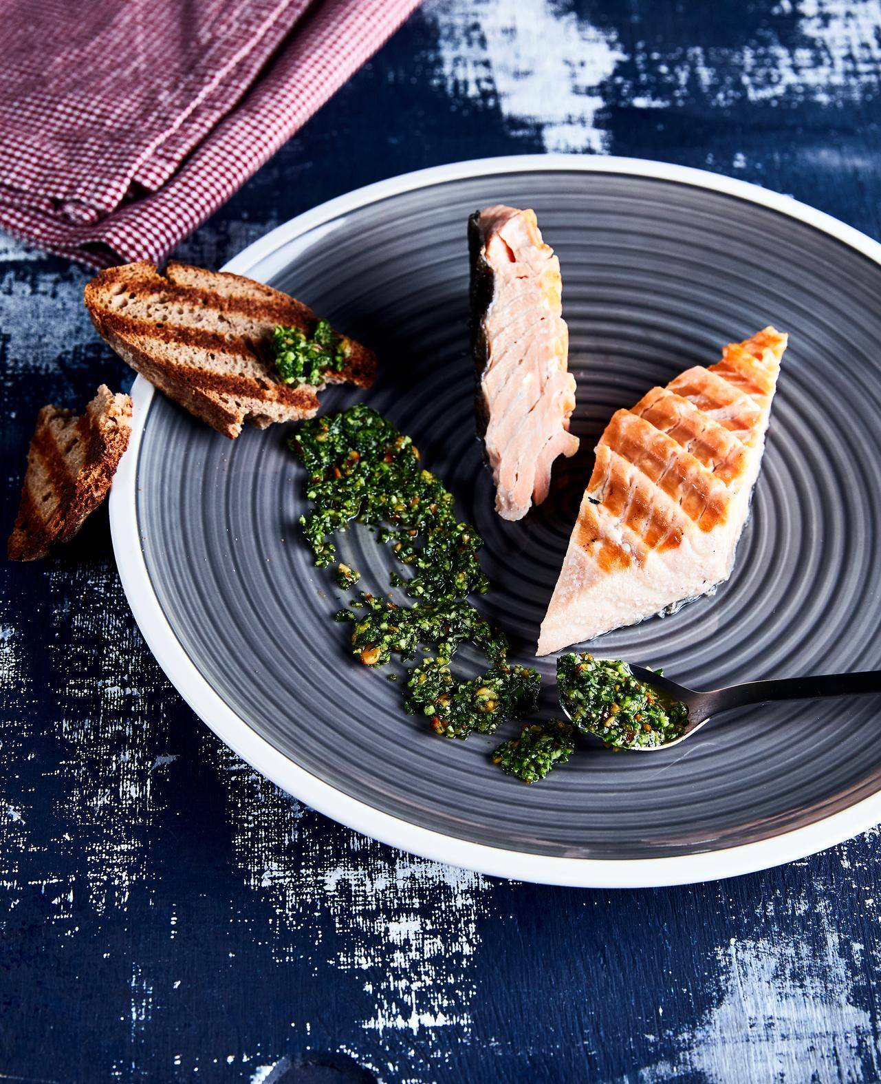Filet de saumon au pesto de roquette - Recette undefined | Tefal