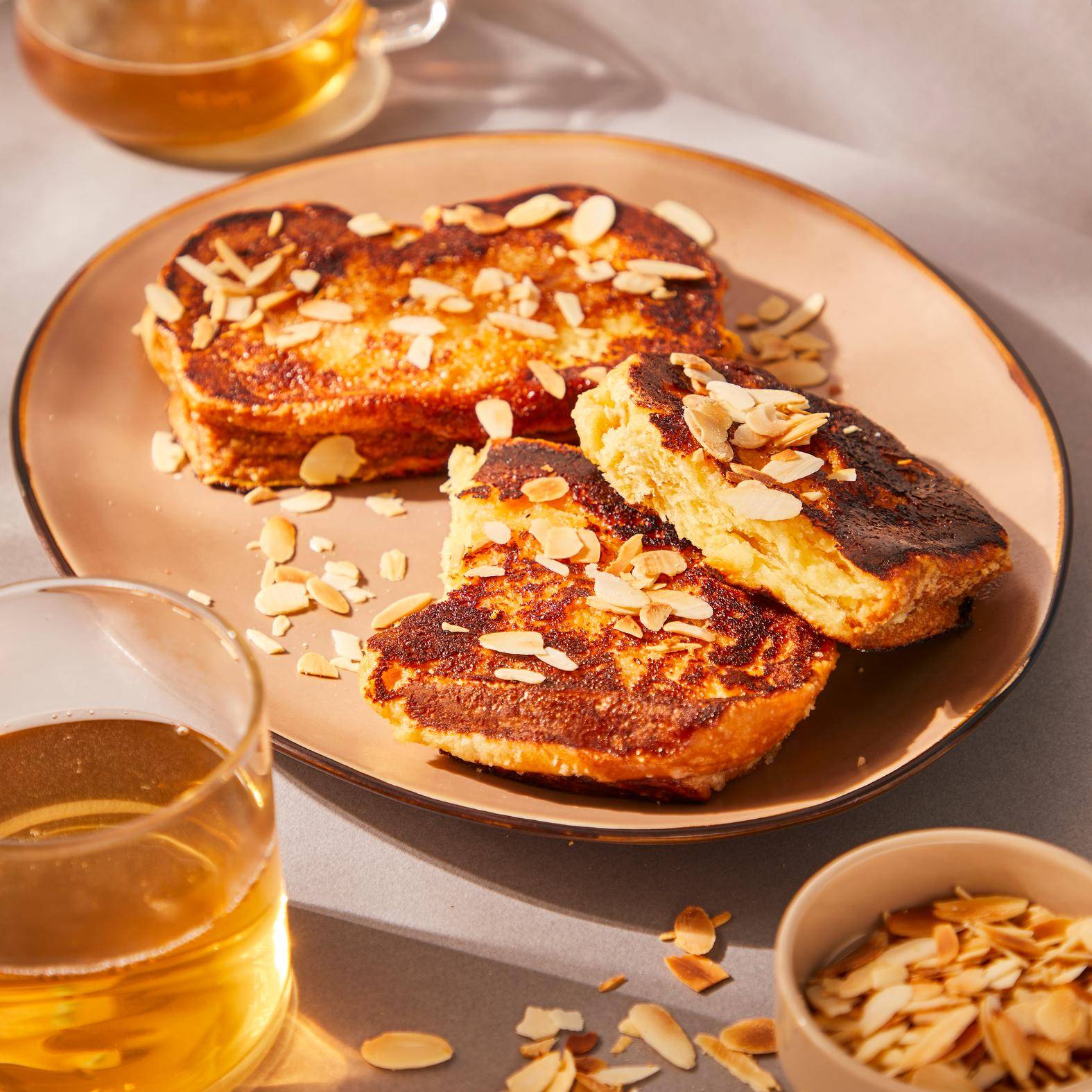 French toast with almonds and orange blossom - Recette Snack Collection MECHANICAL | Tefal