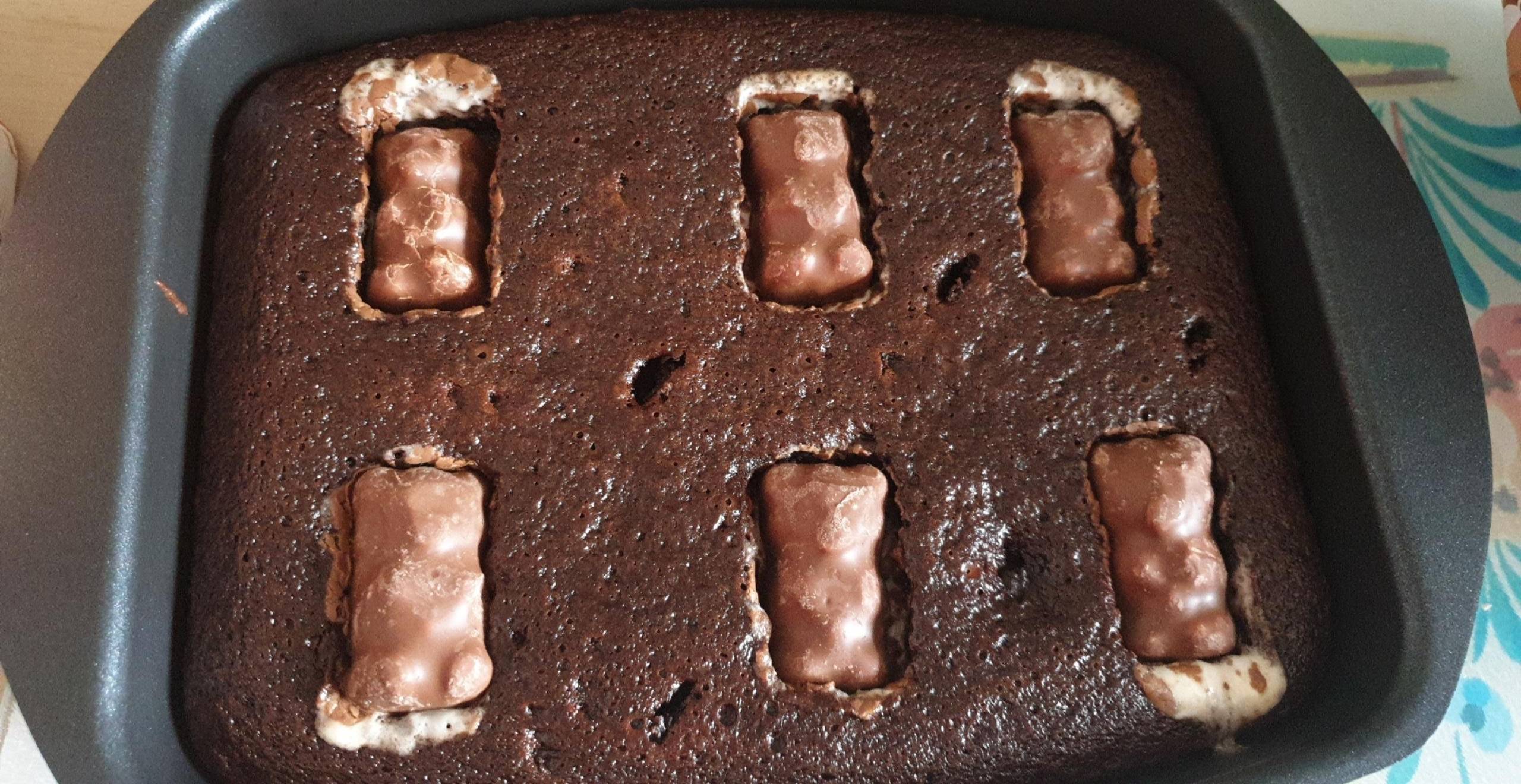 Fondant au chocolat façon brownie avec oursons guimauve - Recette Cake Factory | Tefal