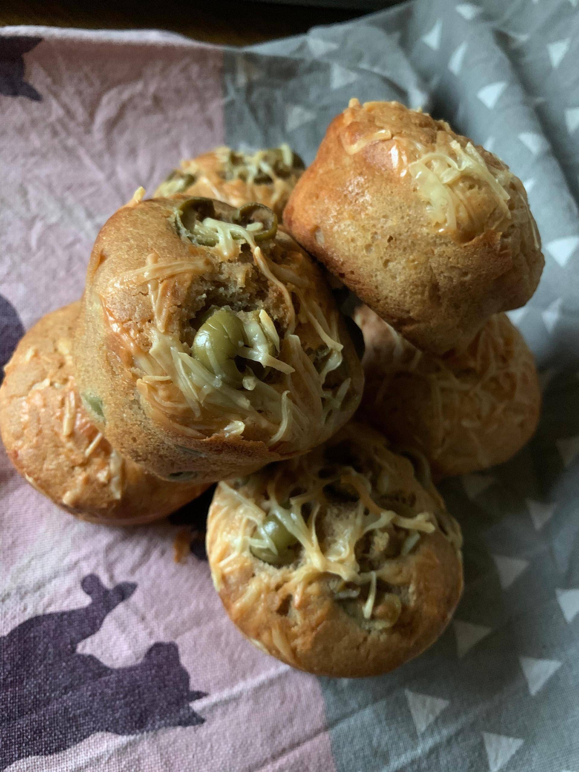 Muffins au fromage et olives - Recette Cake Factory | Tefal