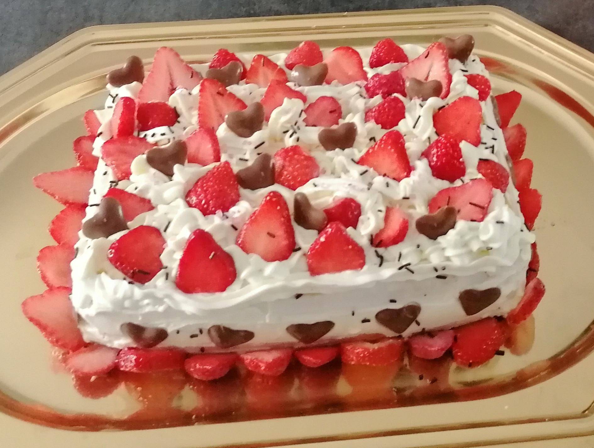 Gâteau anniversaire génoise crème mascarpone - Recette Cake Factory | Tefal