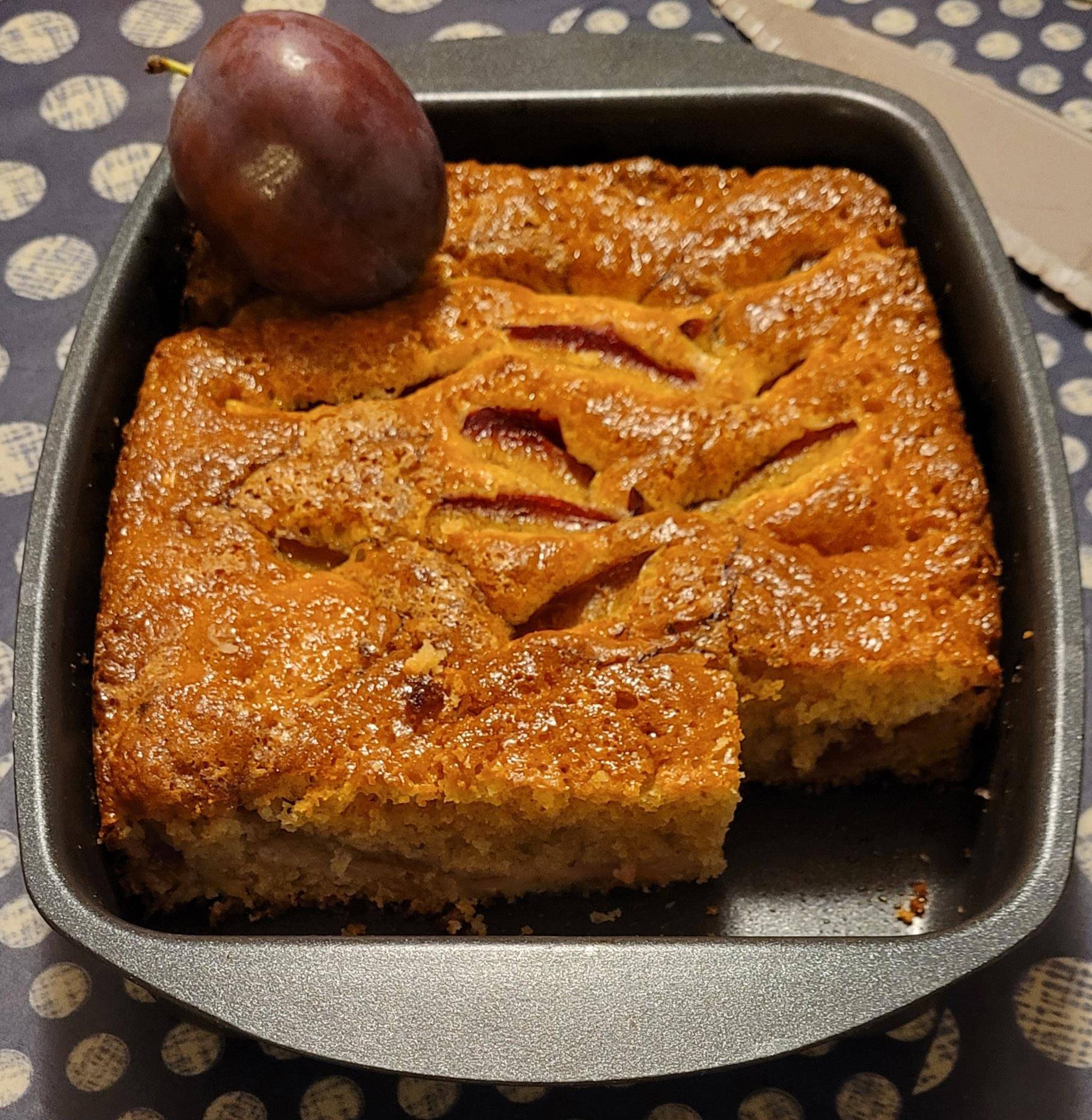 Moelleux aux prunes et noisettes - Recette Cake Factory Délices | Tefal