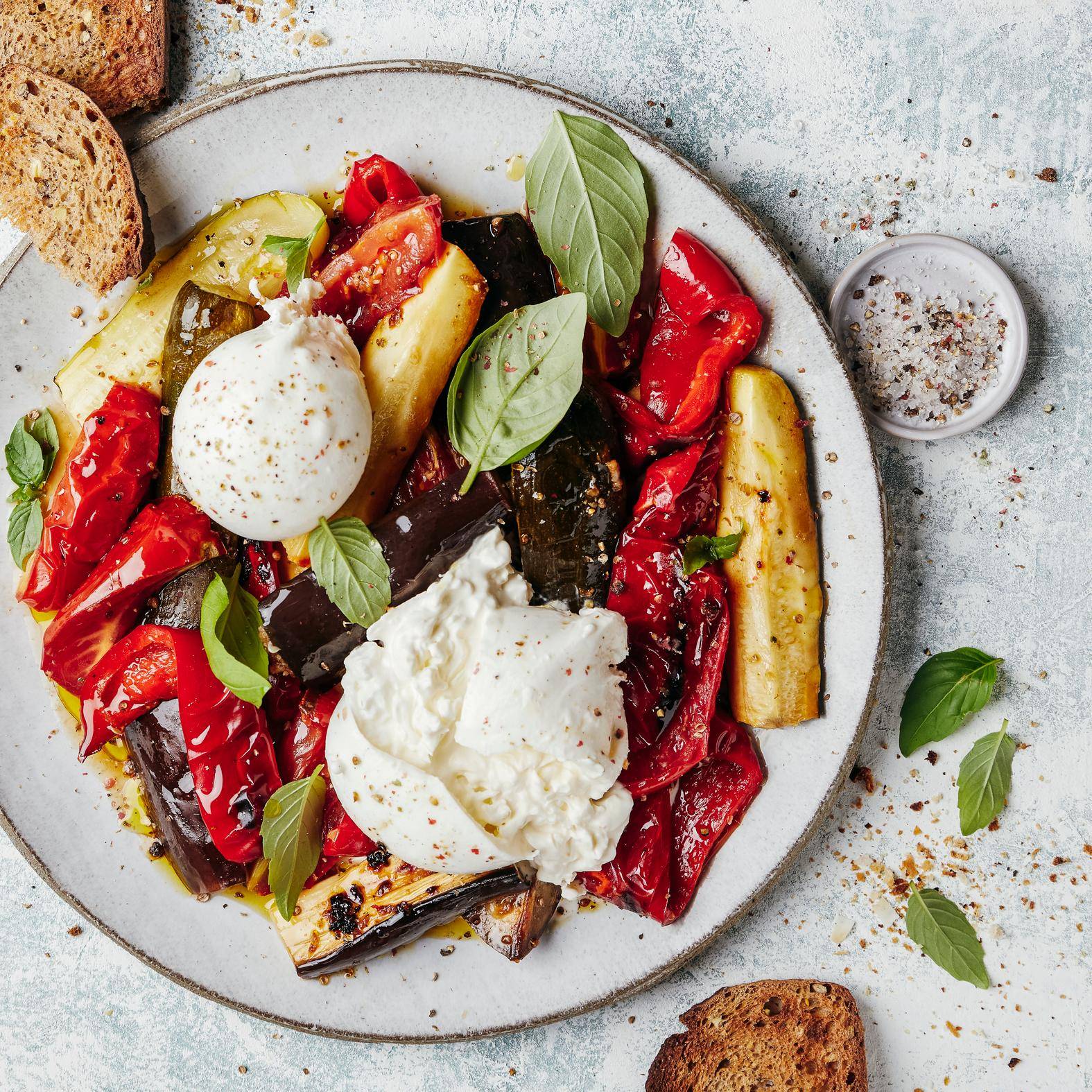 Geroosterde zomergroenten met burrata - Recette OptiGrill 2in1 | Tefal