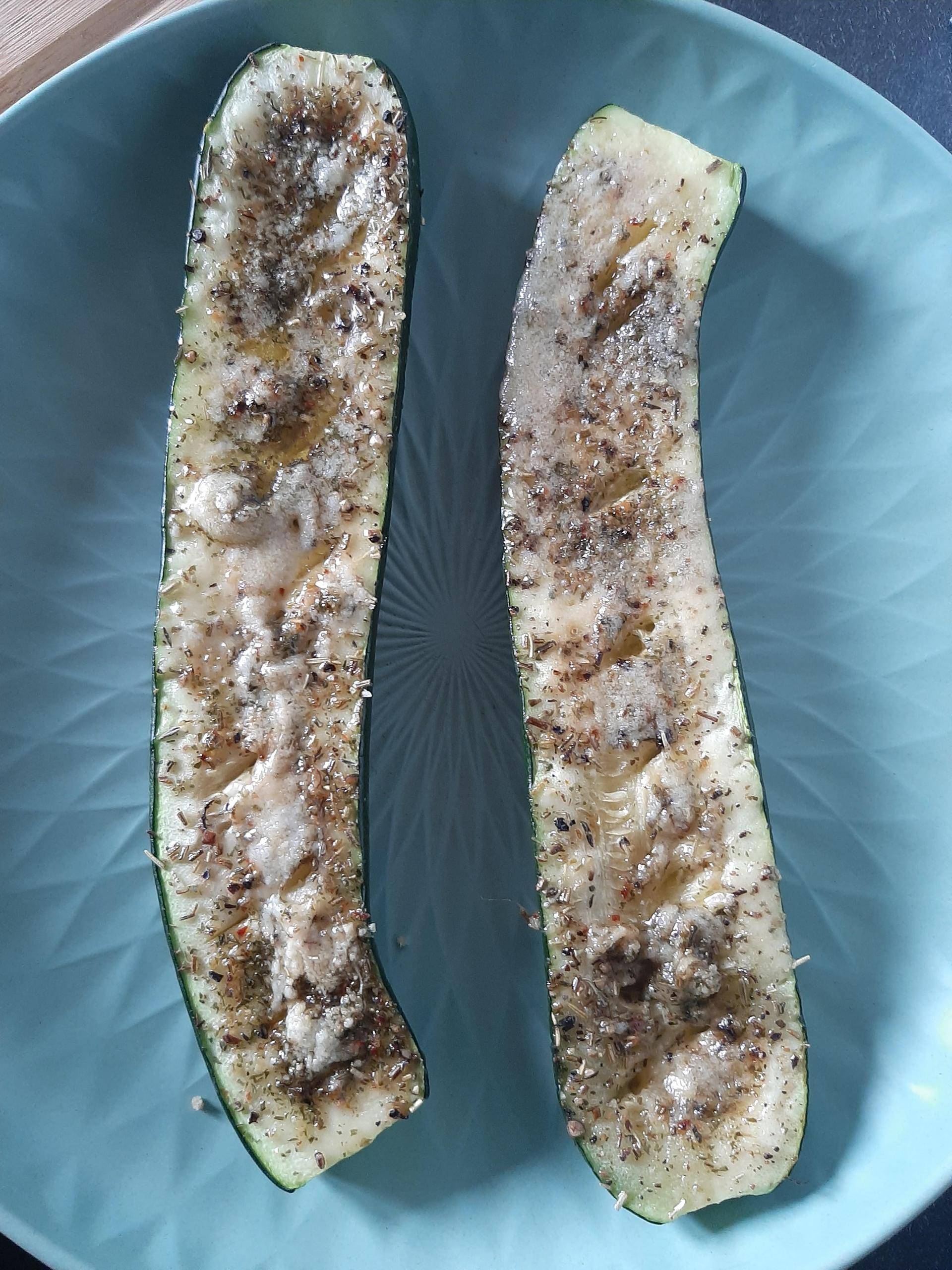 Courgettes à l'huile d'olive - Recette Cake Factory | Tefal