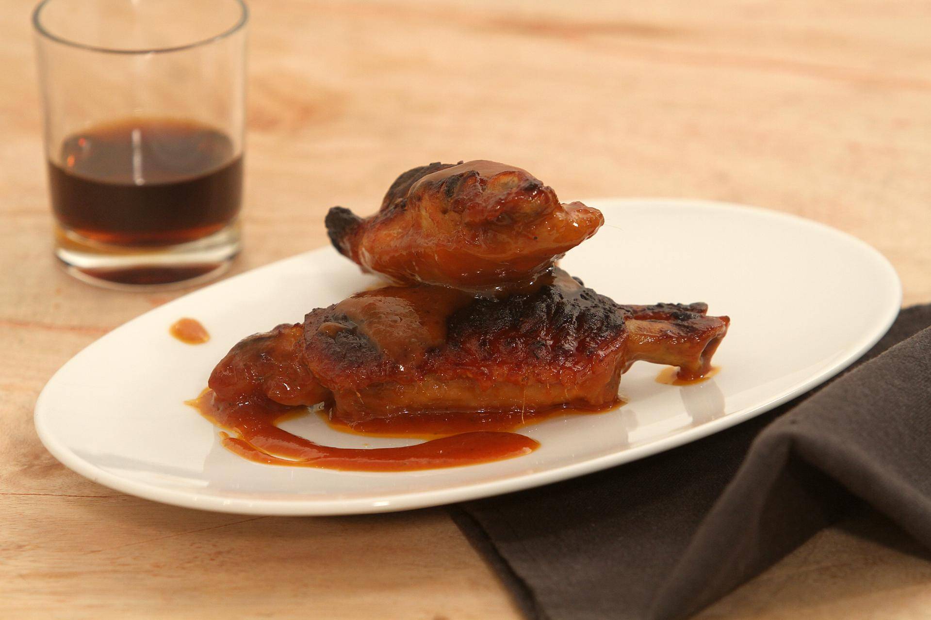 Wings de poulet marinés sauce barbecue - Recette undefined | Tefal