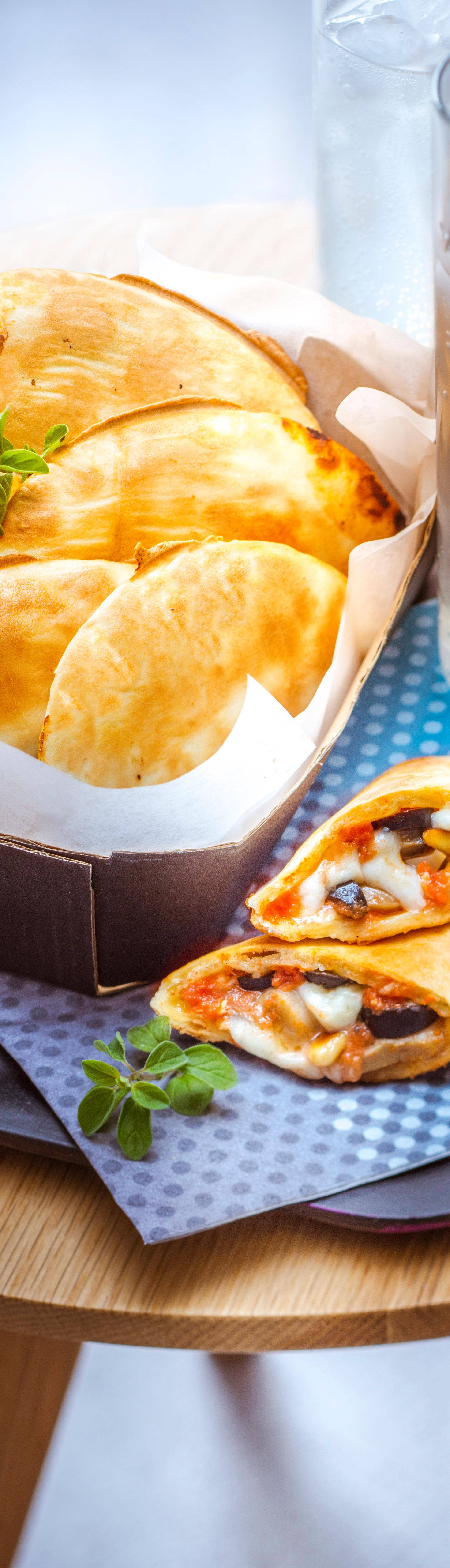 Chaussons à l’italienne (mini calzone) - Recette Croques monsieur et gaufriers | Tefal