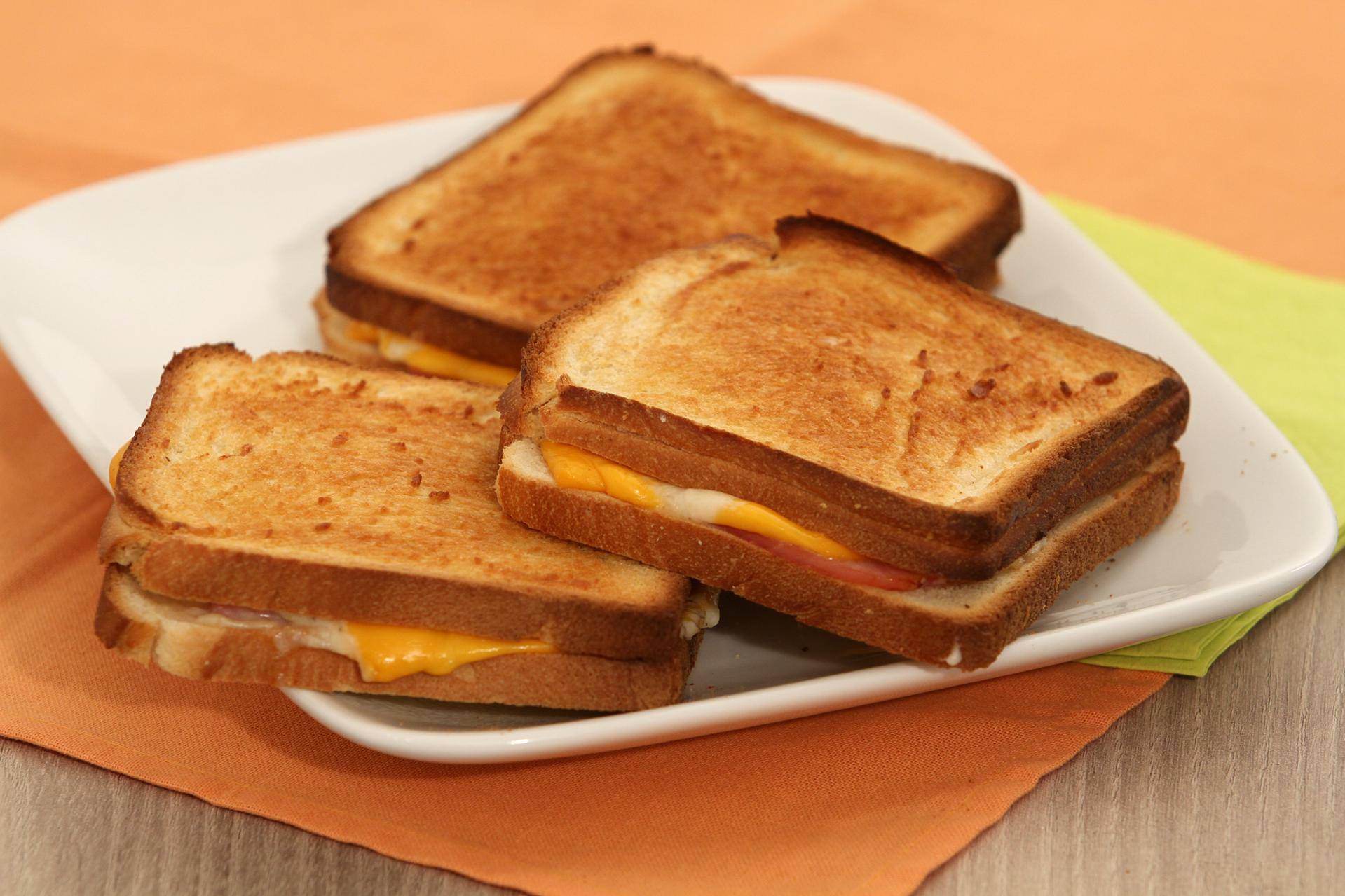 Croque-monsieur, mimolette fondue - Recette Balance de cuisine | Tefal