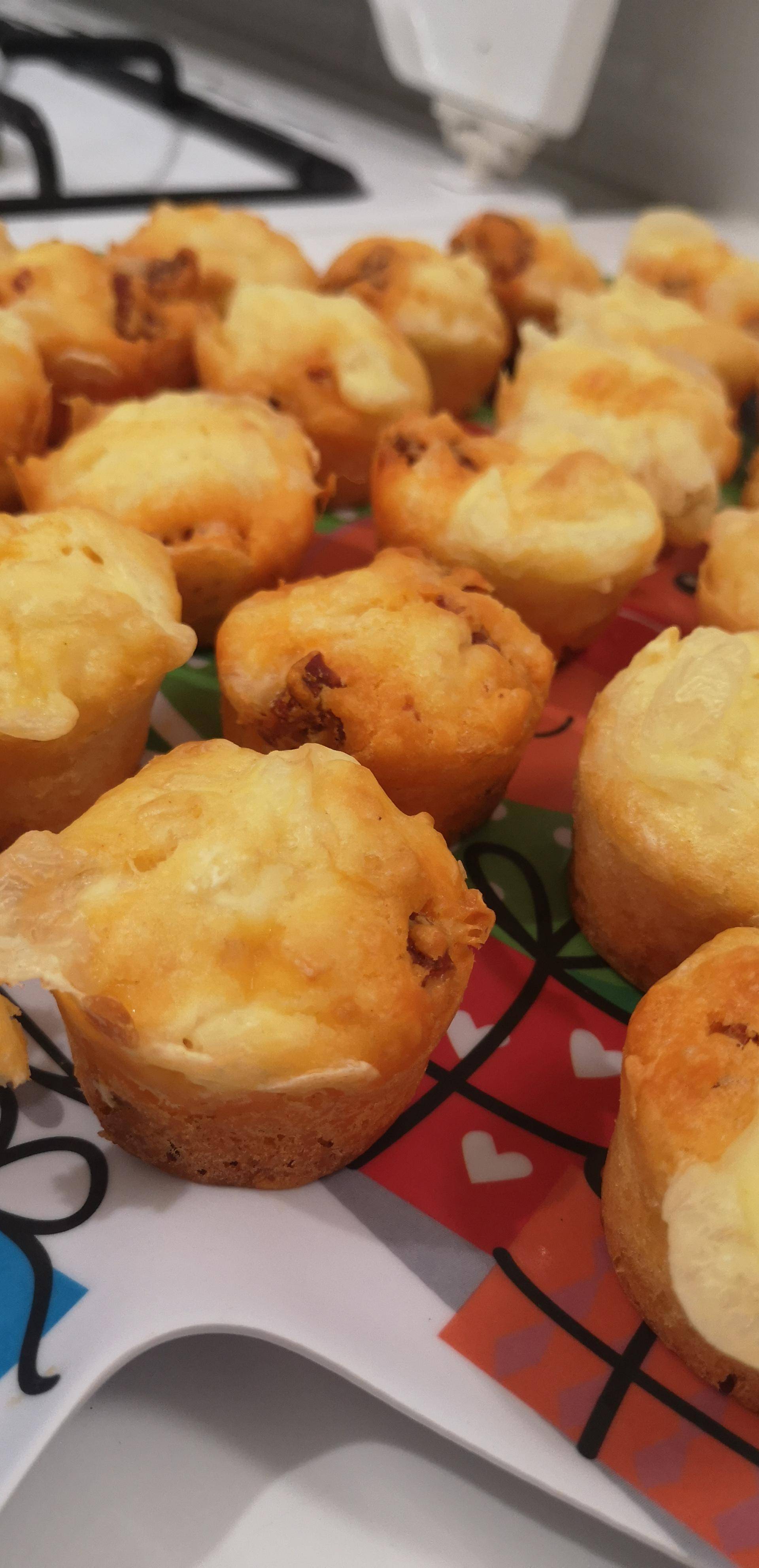 Muffin Chorizo et Camenbert - Recette Cake Factory | Tefal