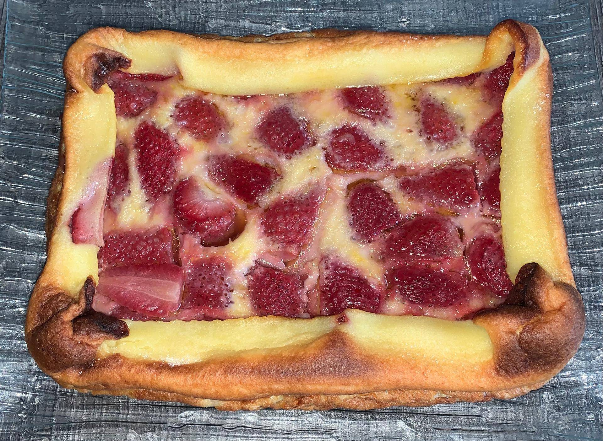 Clafoutis de CJKV aux fraises - Recette Cake Factory | Tefal
