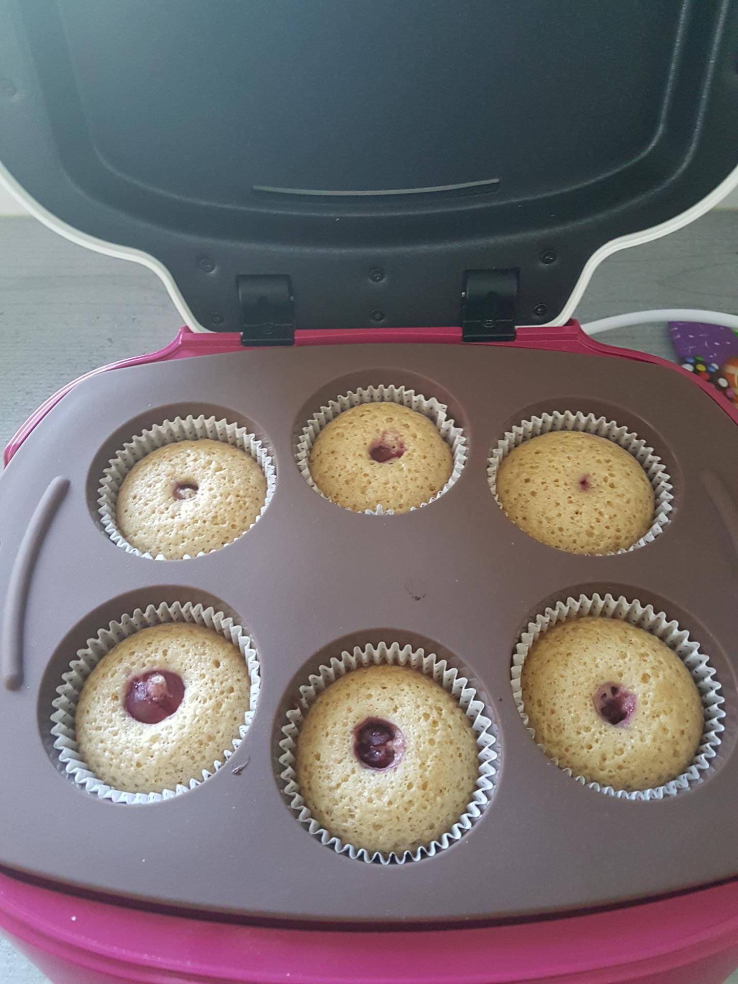 Moelleux amande-cerise - Recette Cake Factory | Tefal