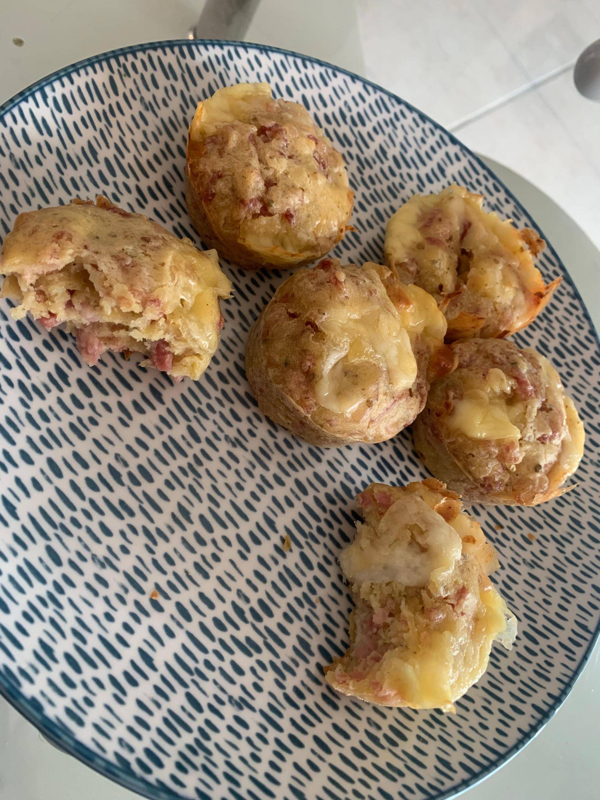 Muffin raclettes lardons - Recette Cake Factory | Tefal