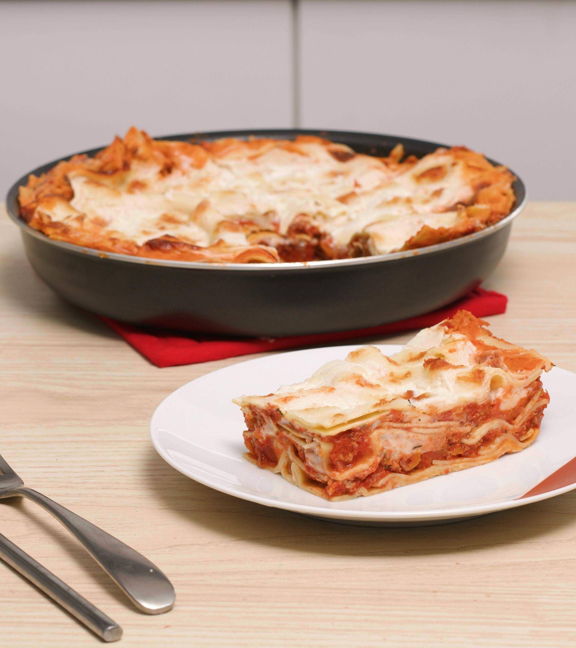 Pide turque mozzarella, bœuf haché et cumin - Recette Cake Factory Infinity | Tefal