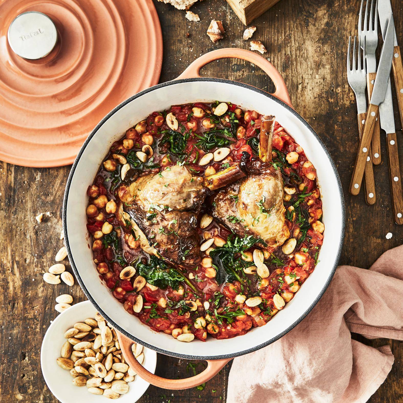 Souris d'agneau et mijoté de pois chiches à l'espagnole - Recette Poêles et Casseroles | Tefal