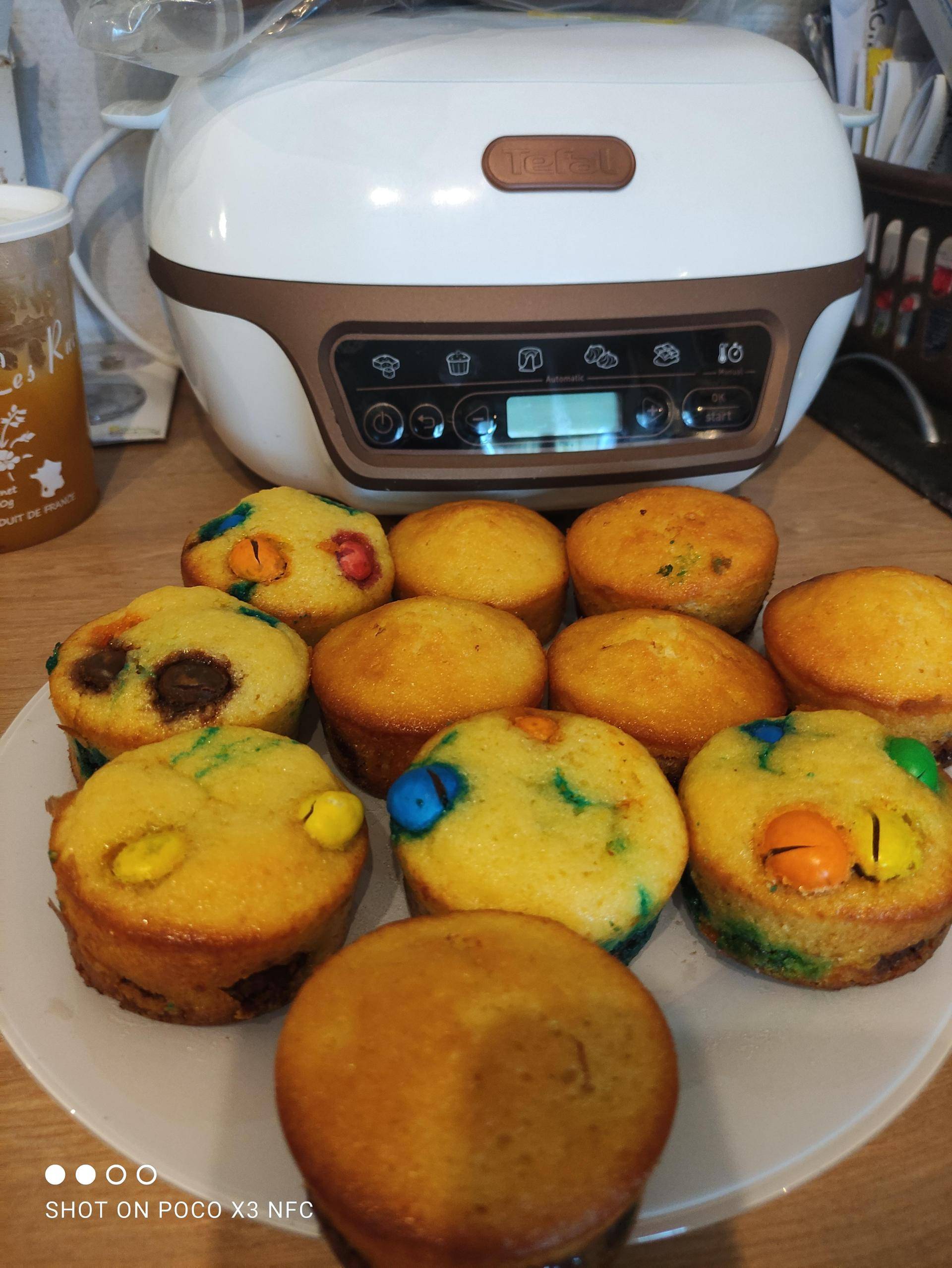 Muffins M&MS et Muffins Kinder - Recette Cake Factory | Tefal