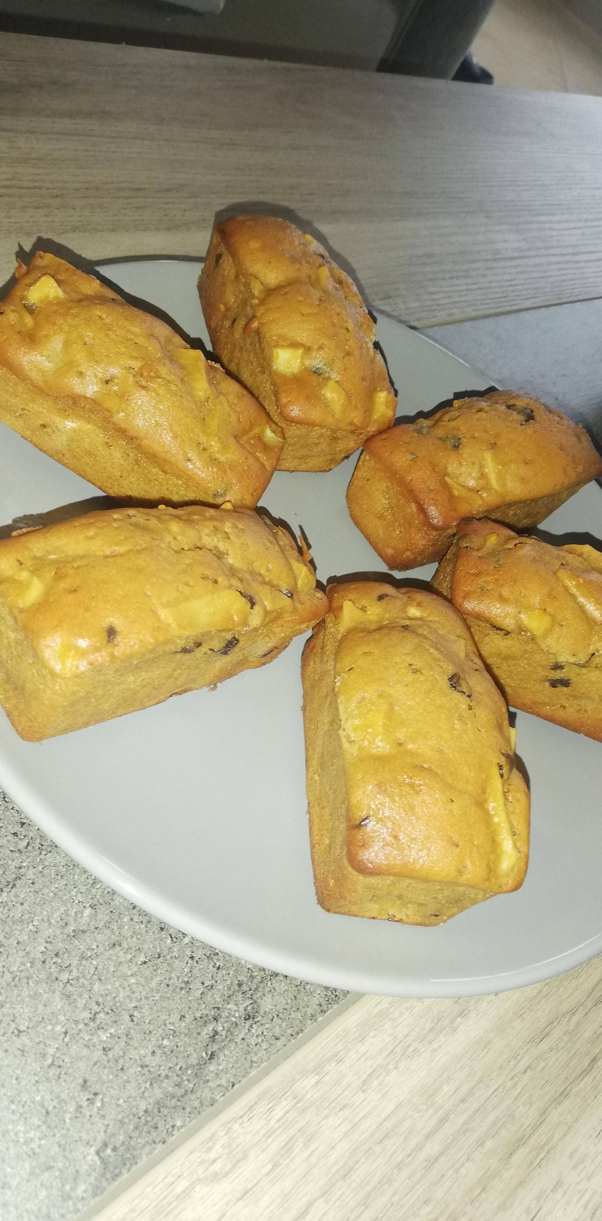 Moelleux aux pommes et aux pépites de chocolat sans lactose - Recette Cake Factory | Tefal