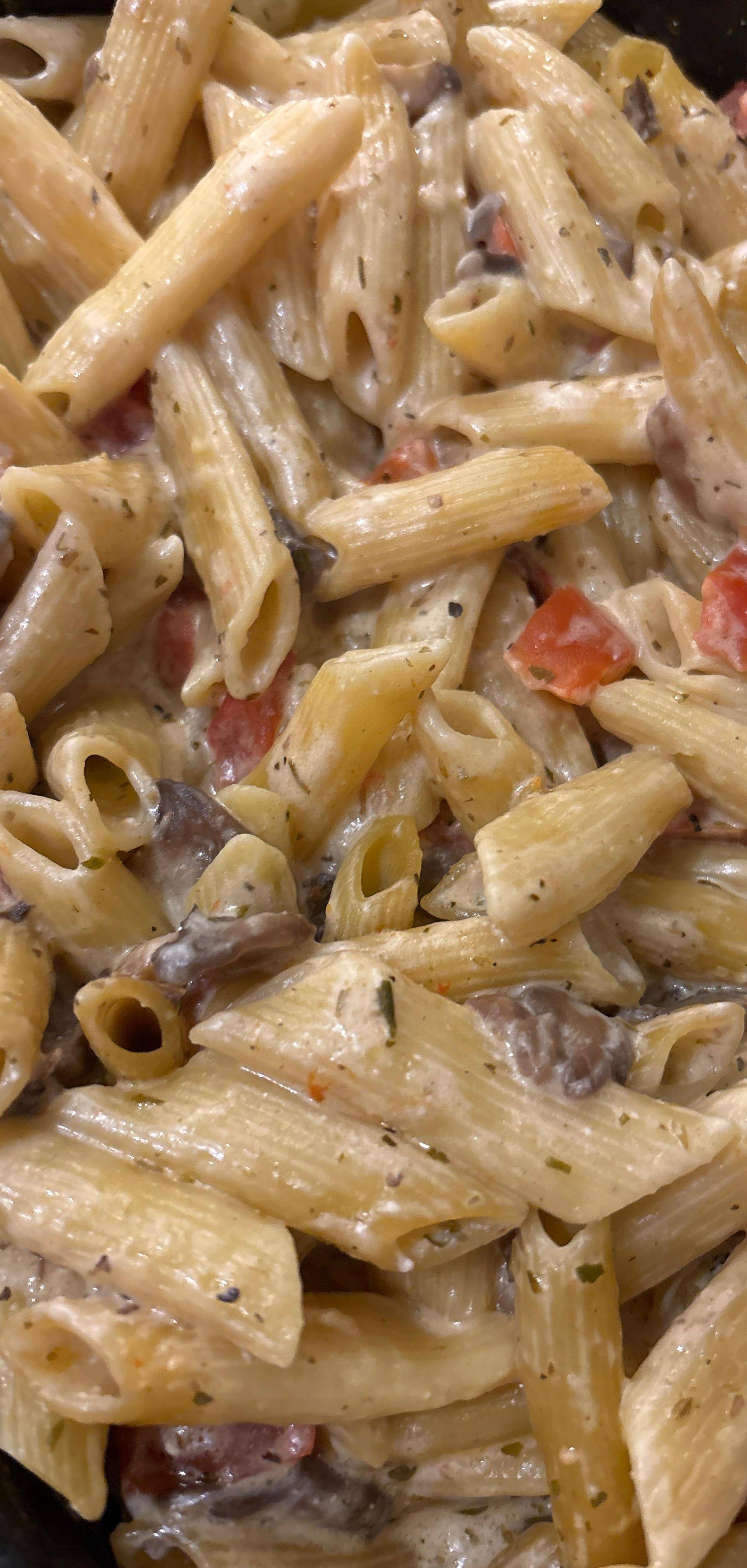 One Pot Pâtes Fêta Tomate Champignon - Recette Cake Factory | Tefal