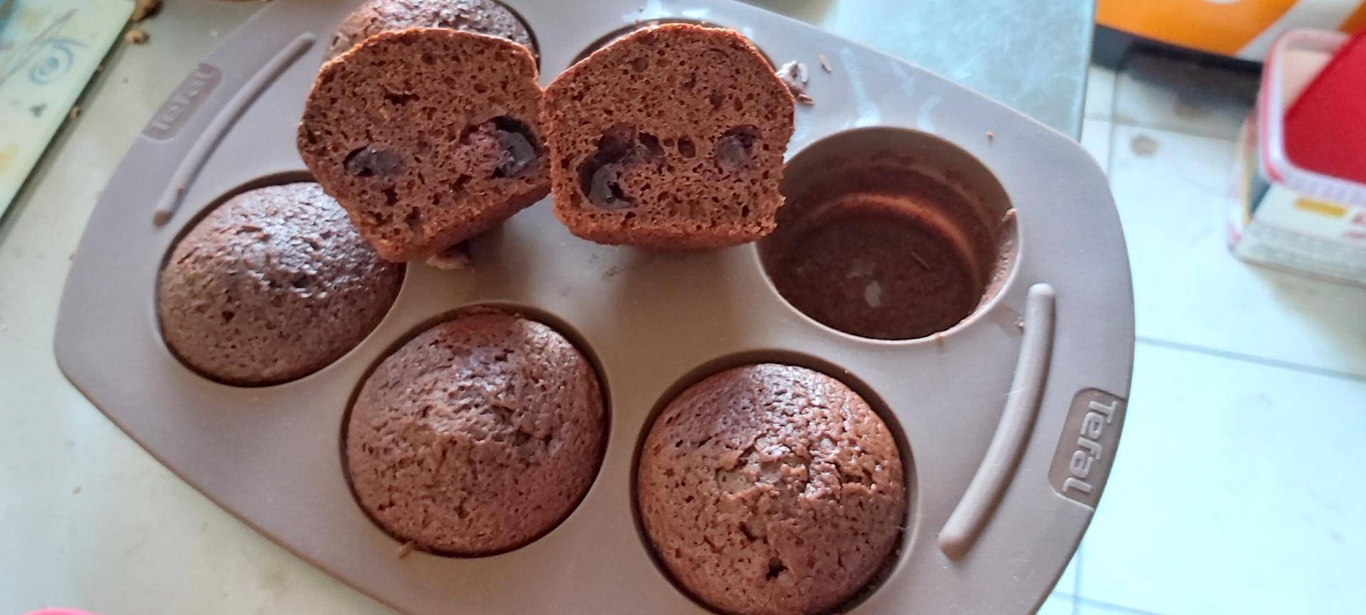 Muffins chocolat et cerises - Recette Cake Factory | Tefal