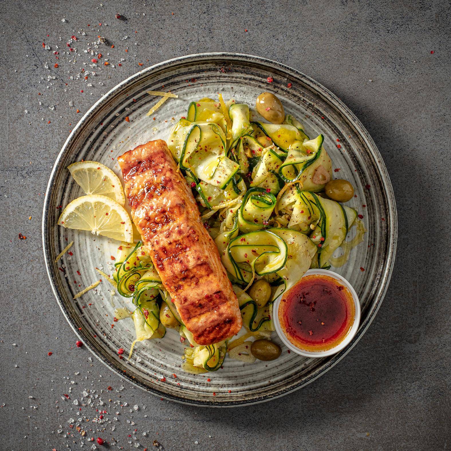 Paprikazalm en gebakken courgettelinten - Recette OptiGrill 2in1 | Tefal