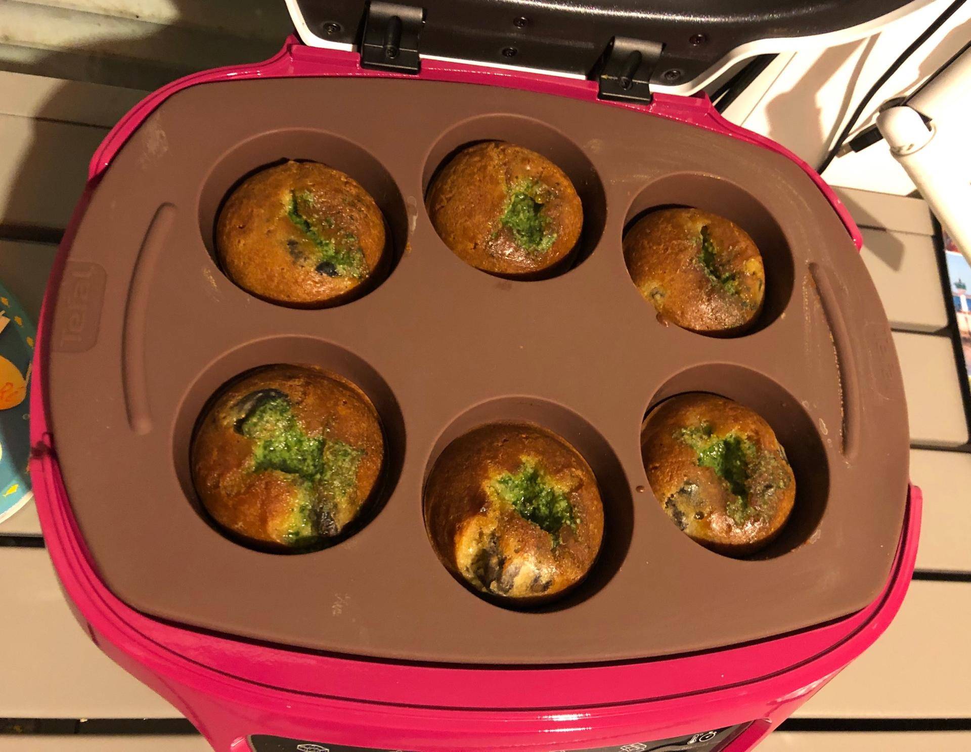 Moelleux d escargots au beurre coulant persillés - Recette Cake Factory | Tefal