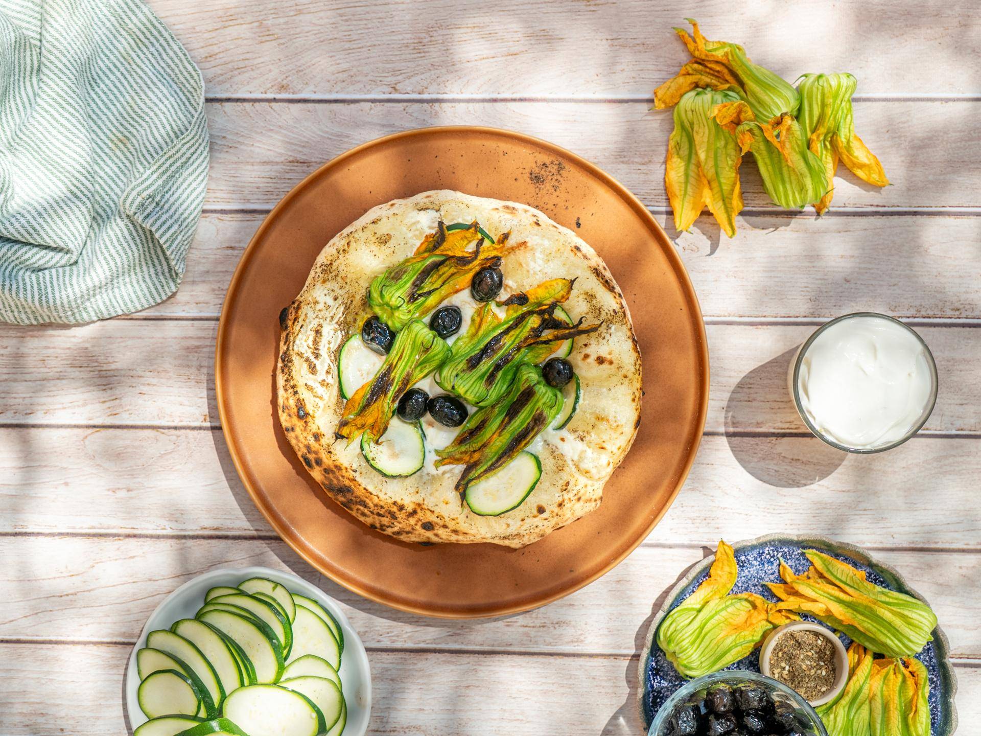 Fleur de courgettes, straciatella - Recette Pizza Oven | Tefal