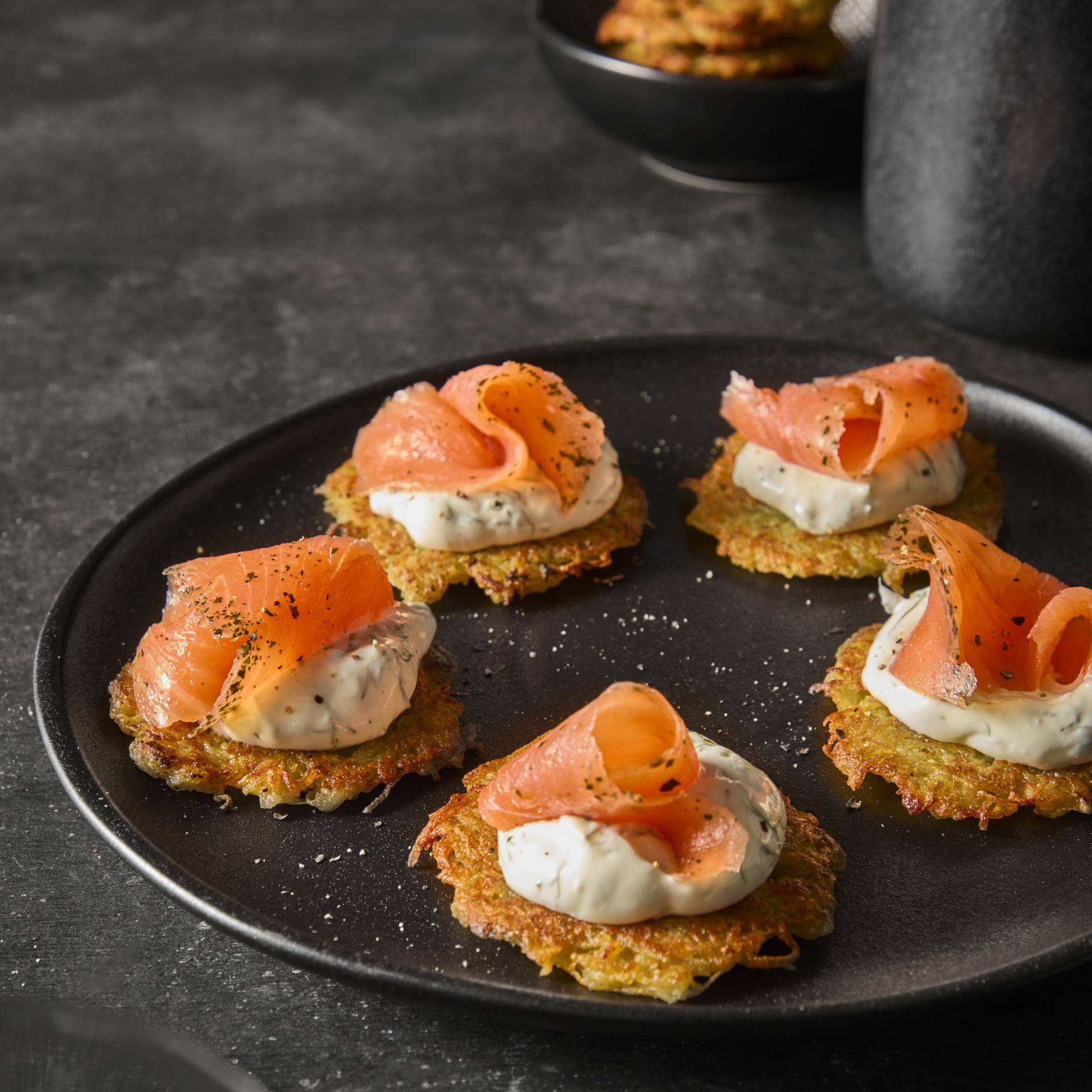 Poffertjes salées au saumon - Recette Poêles et Casseroles | Tefal