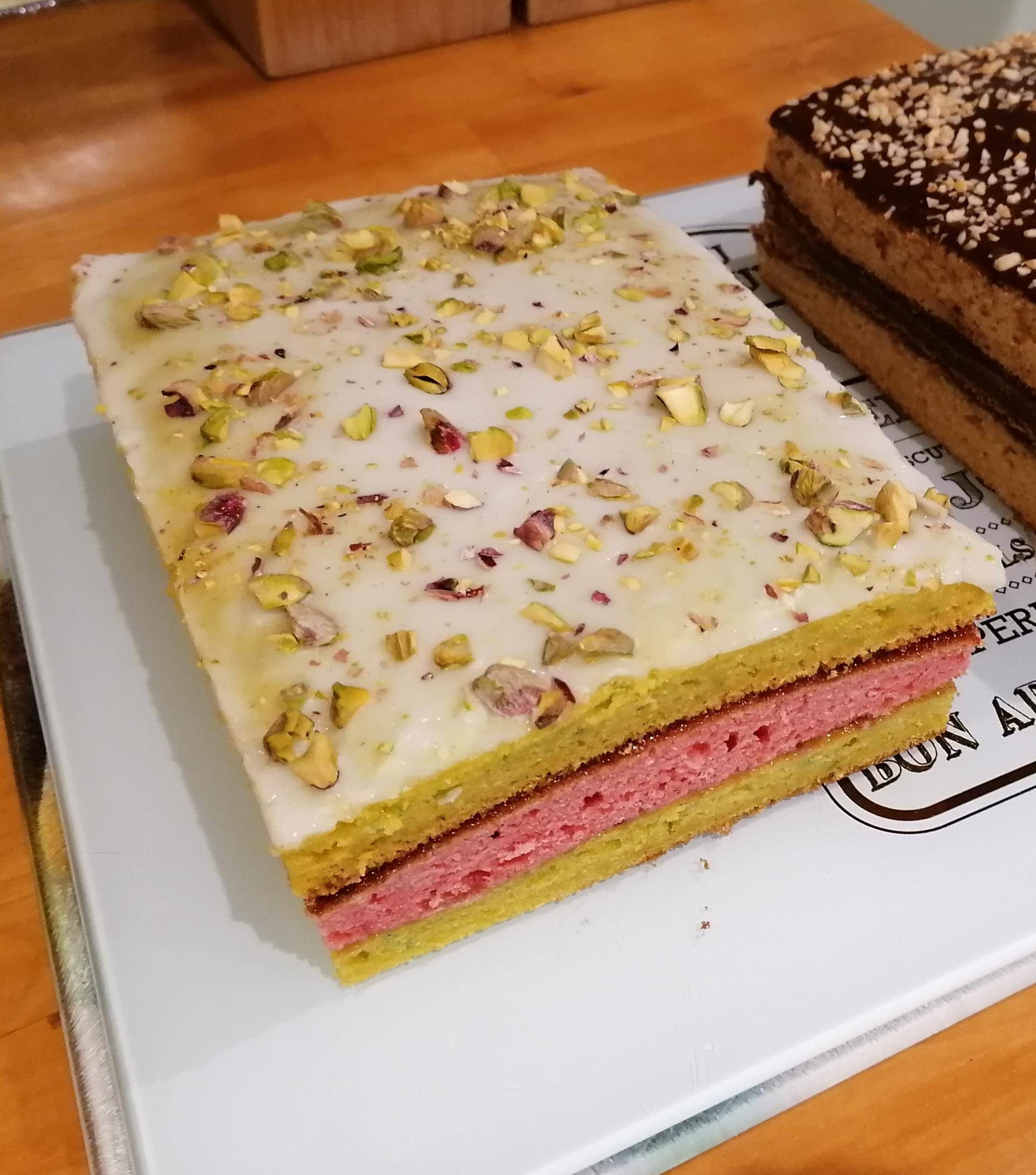 Napolitain framboise pistache - Recette Cake Factory | Tefal
