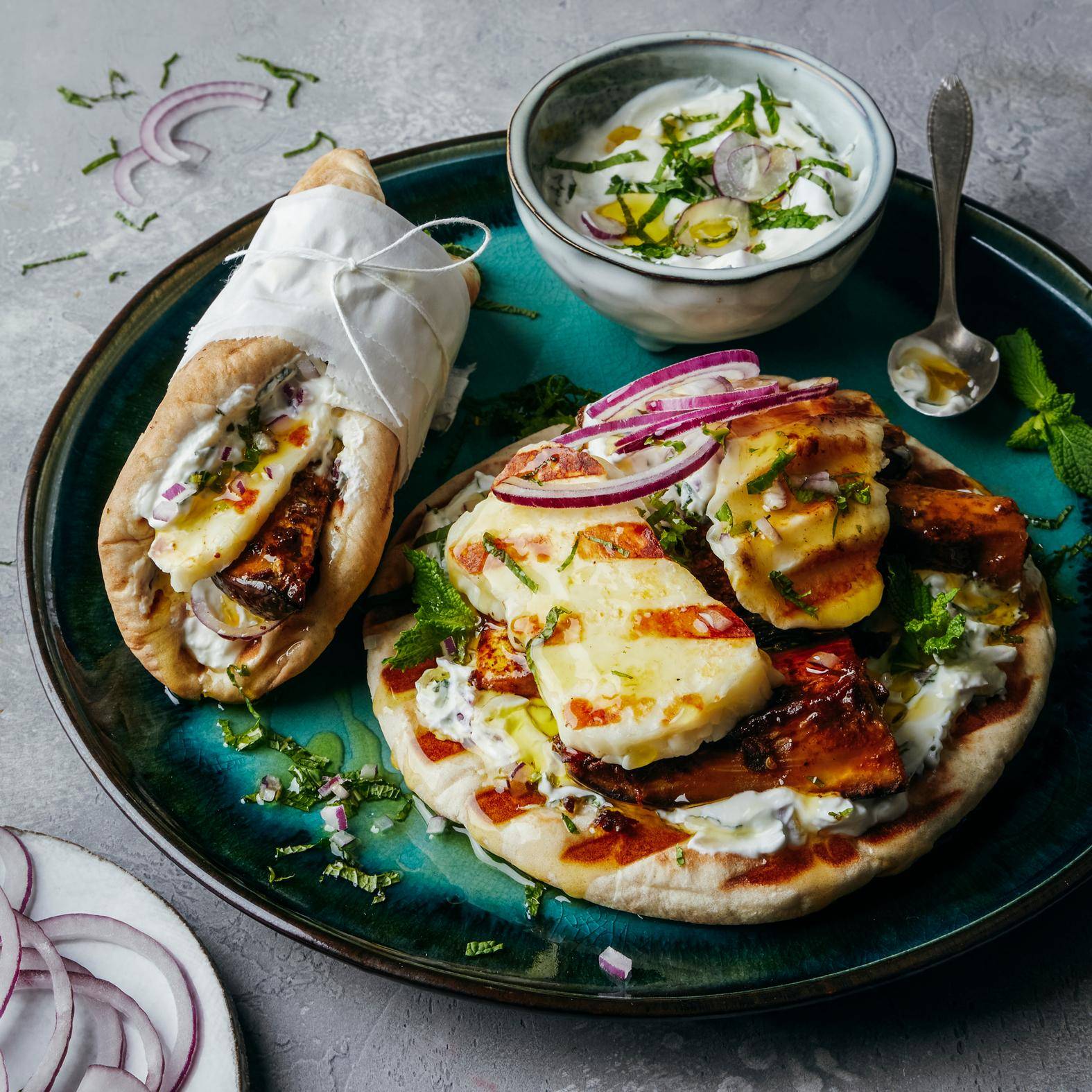 Wraps d’aubergines et de halloumi grillé, sauce yaourt - Recette OptiGrill 2in1 | Tefal