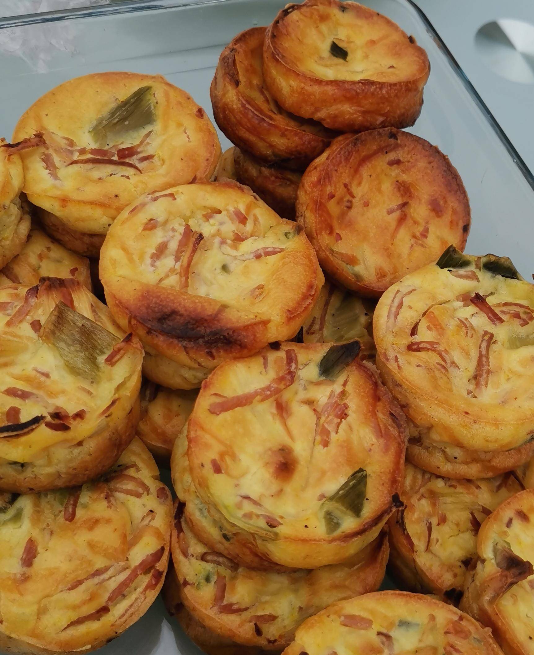 Mini quiches sans pâte poireaux jambon - Recette Cake Factory | Tefal