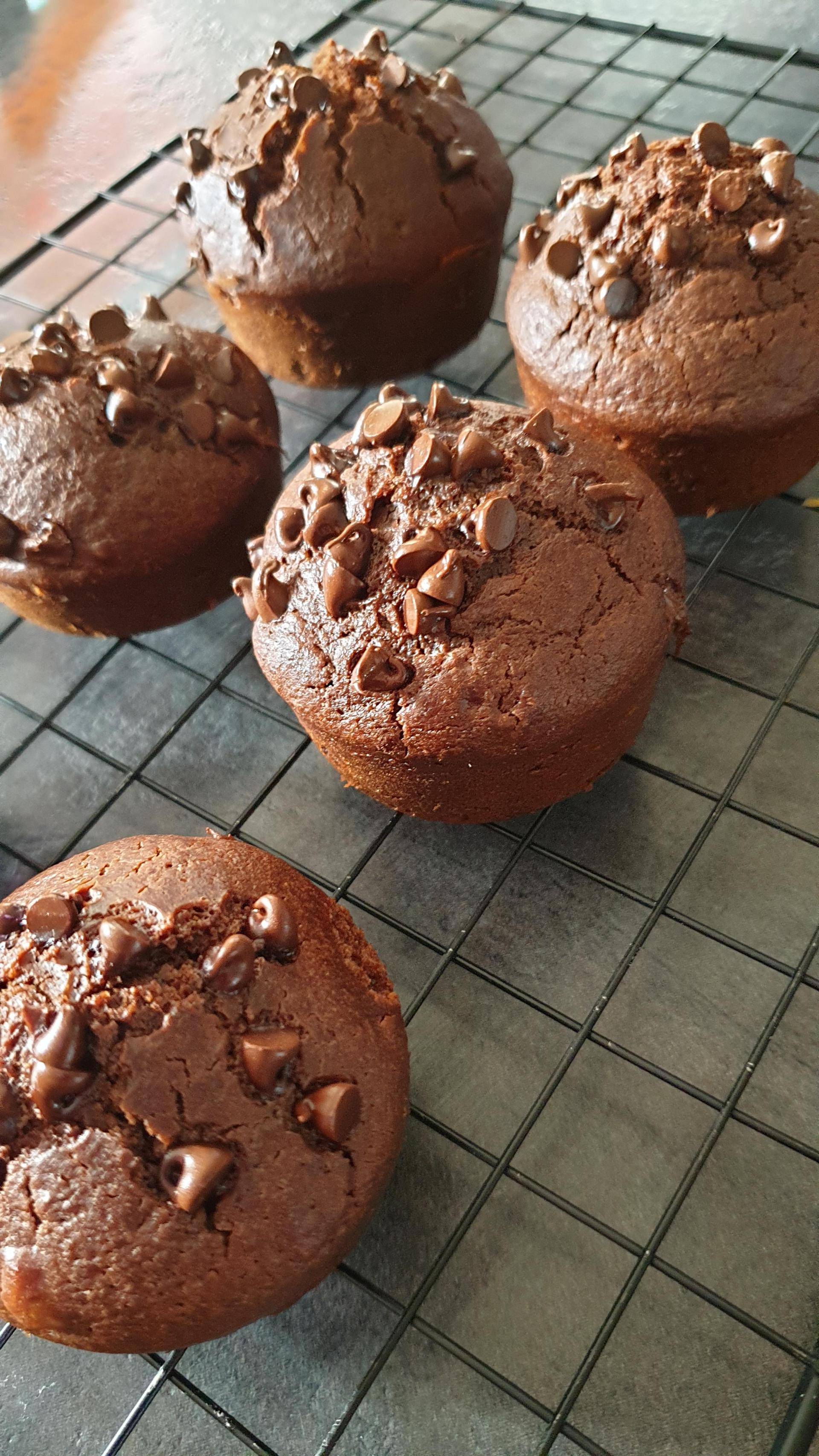 Muffins tout chocolat sans sucre ajouté - Recette Cake Factory | Tefal