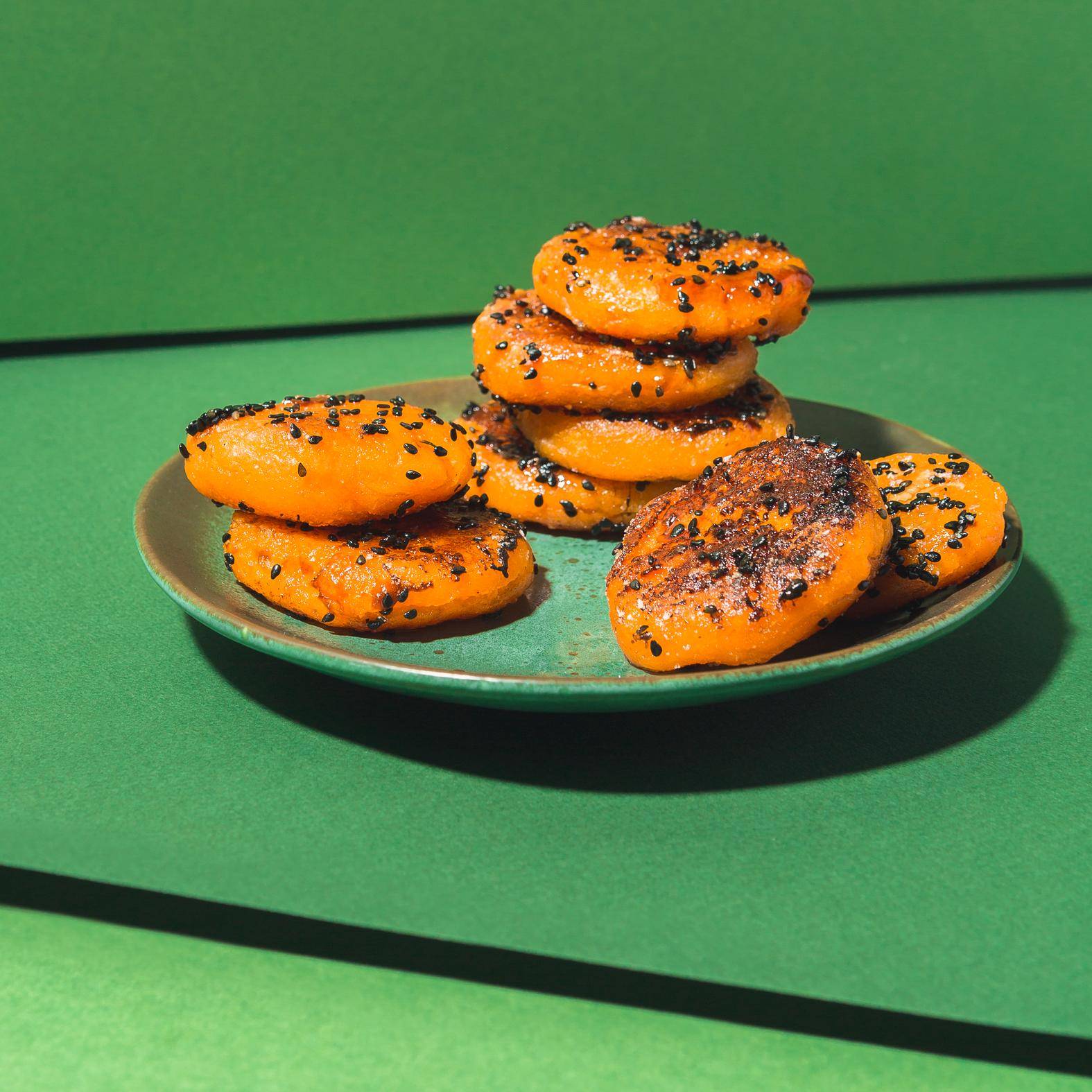 Galettes de patates douces laquées à la sauce teriyaki - Recette Poêles et Casseroles | Tefal