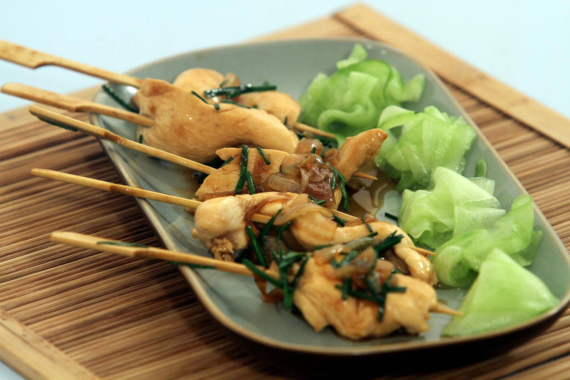 Mini-brochettes de poulet sauce huître - Recette Balance de cuisine | Tefal