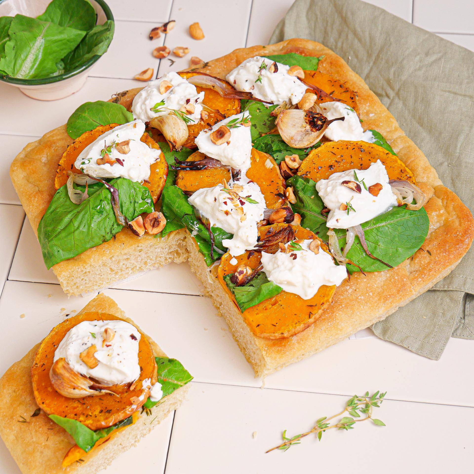 Focaccia butternut rôti, burrata, noisettes et épinards - Recette Cake Factory Infinity | Tefal