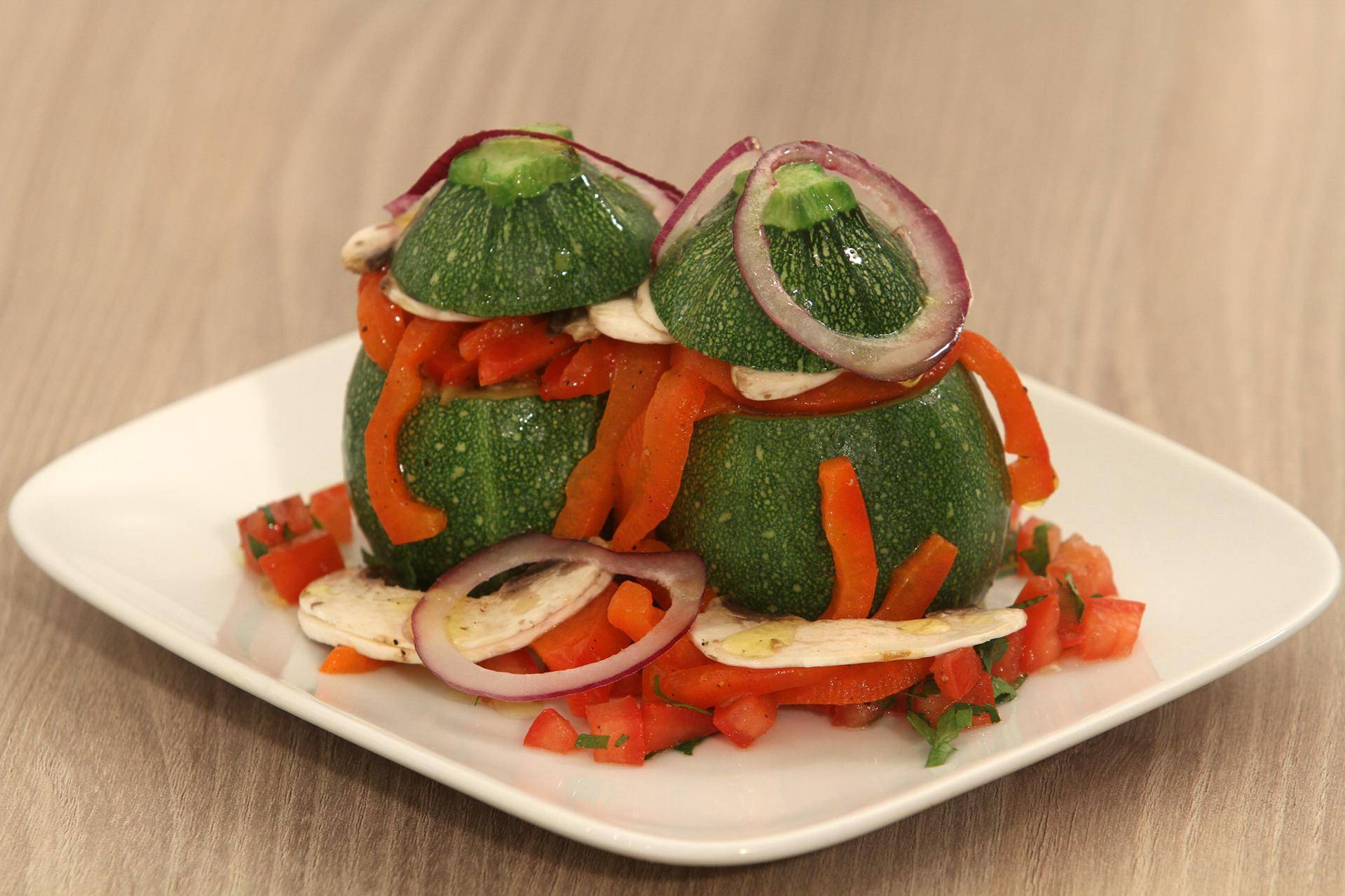 Légumes farcis aux légumes crus - Recette Balance de cuisine | Tefal