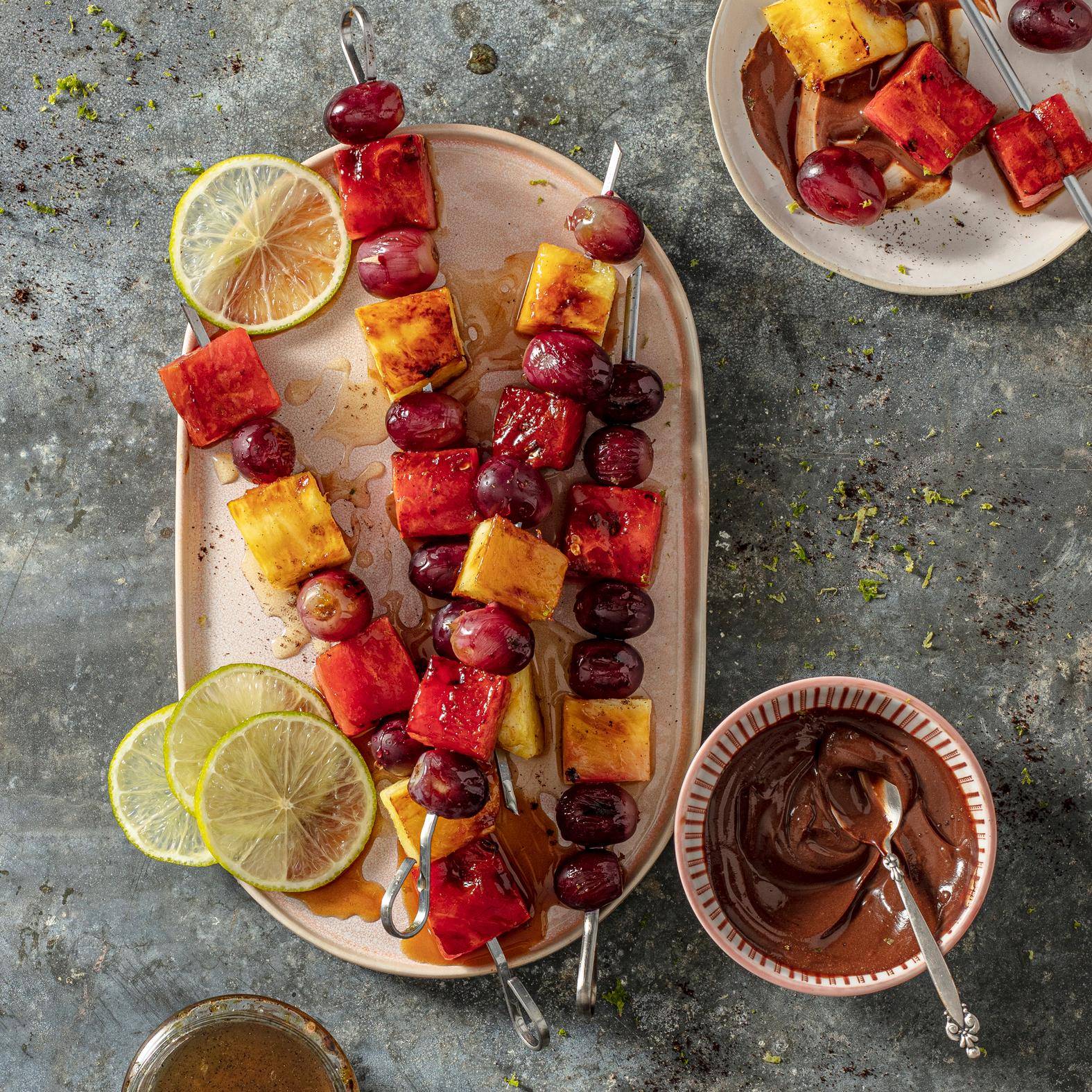 Gegrilde fruitspiesjes met chocoladesaus - Recette OptiGrill 2in1 | Tefal