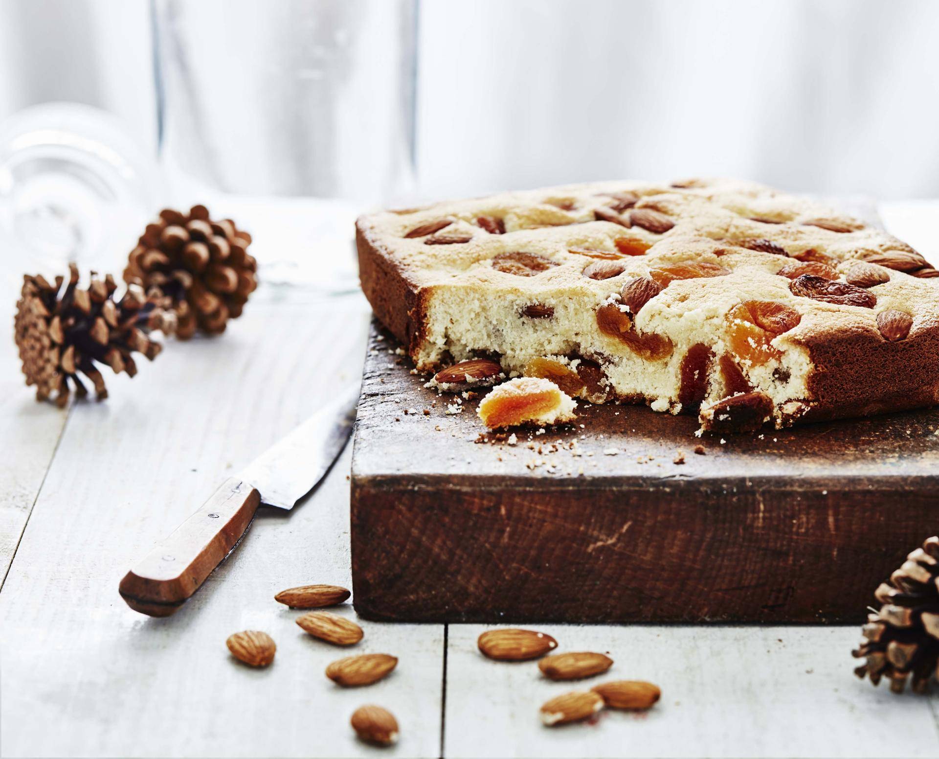 Gâteau à l'amande, noisette et abricots - Recette Cake Factory | Tefal