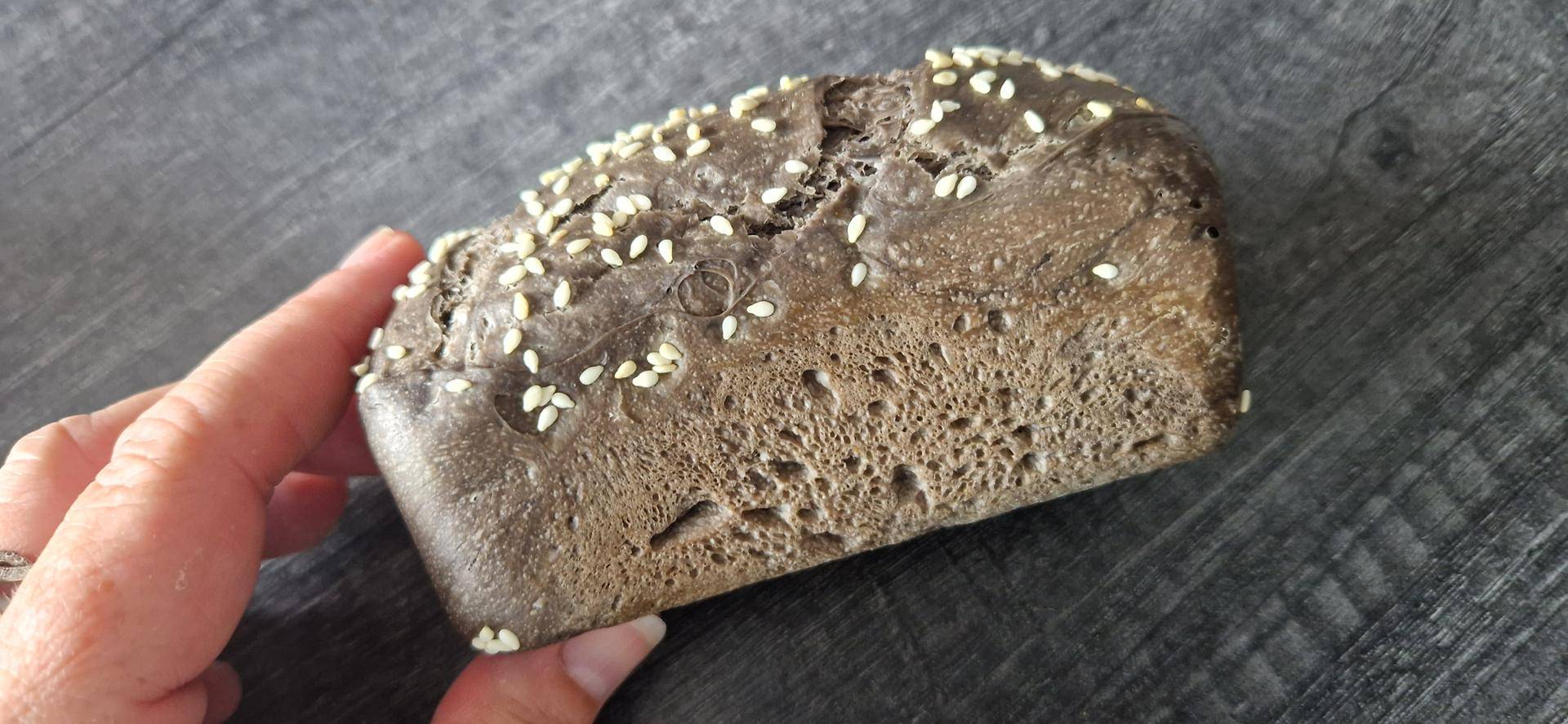 Petits pains de mie à l'encre de seiche - Recette Cake Factory Délices | Tefal