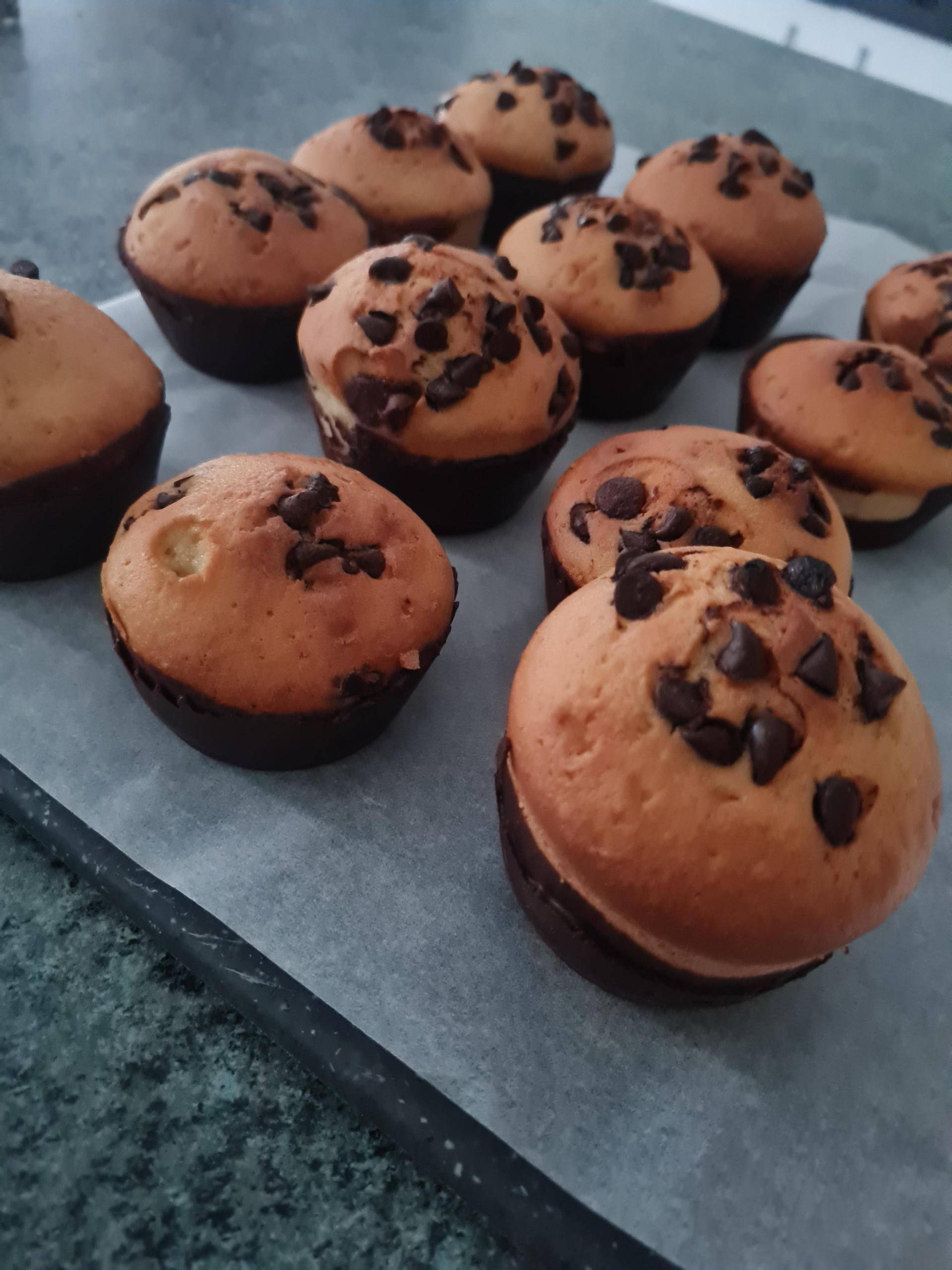 Muffin fourré avec coque chocolat - Recette Cake Factory Délices | Tefal