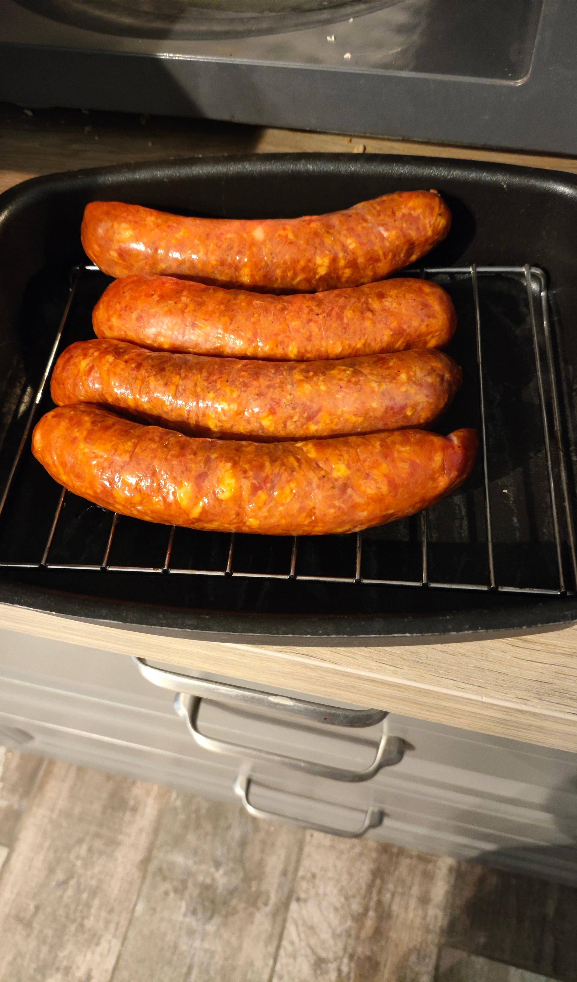 Pain à la saucisse fumée au fromage - Recette Cake Factory | Tefal