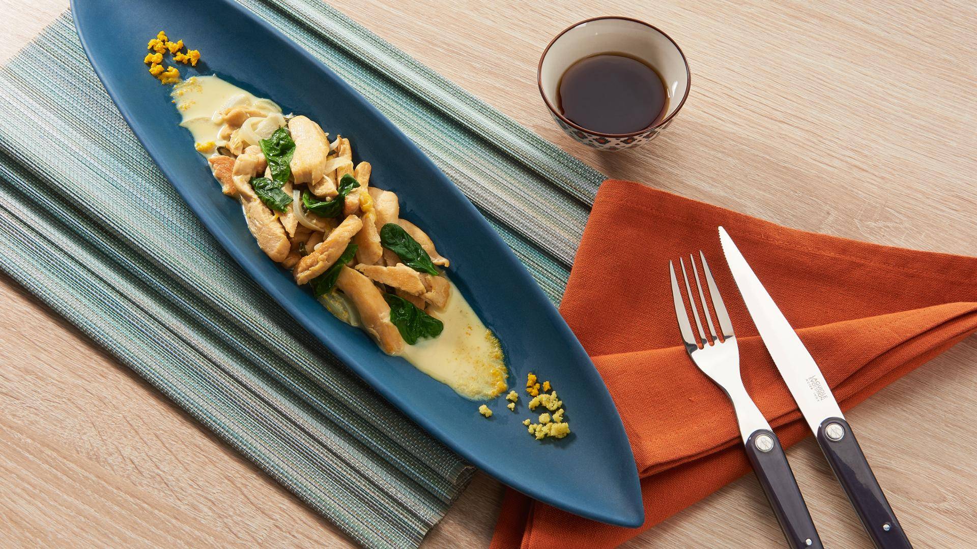 Poulet coco et caramel, roquette aux agrumes - Recette Poêles et Casseroles | Tefal